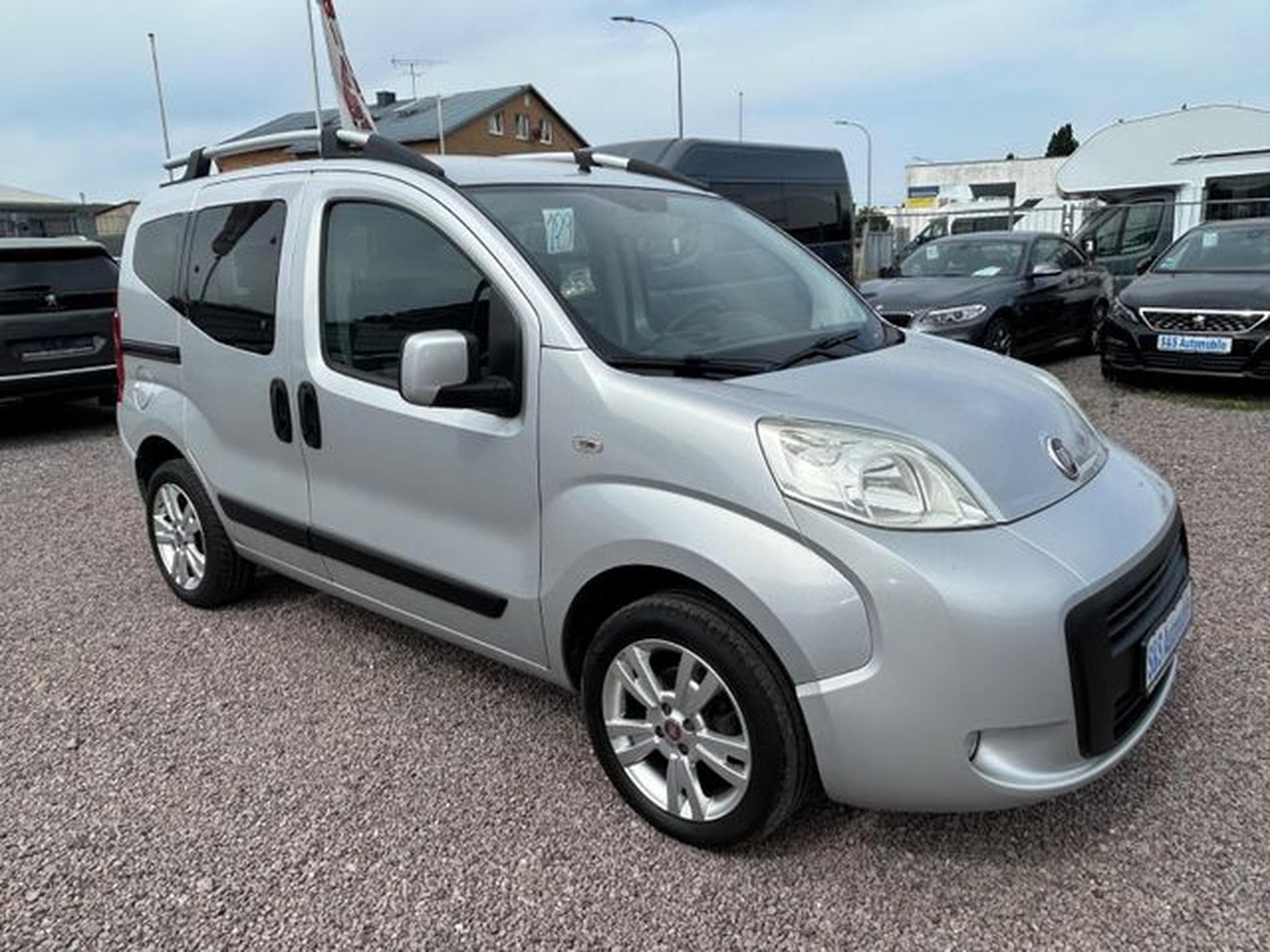 Fiat Qubo Qubo MY Qubo 1.4 *Klima*Bluetooth*Euro5 (2014) - Foto 3