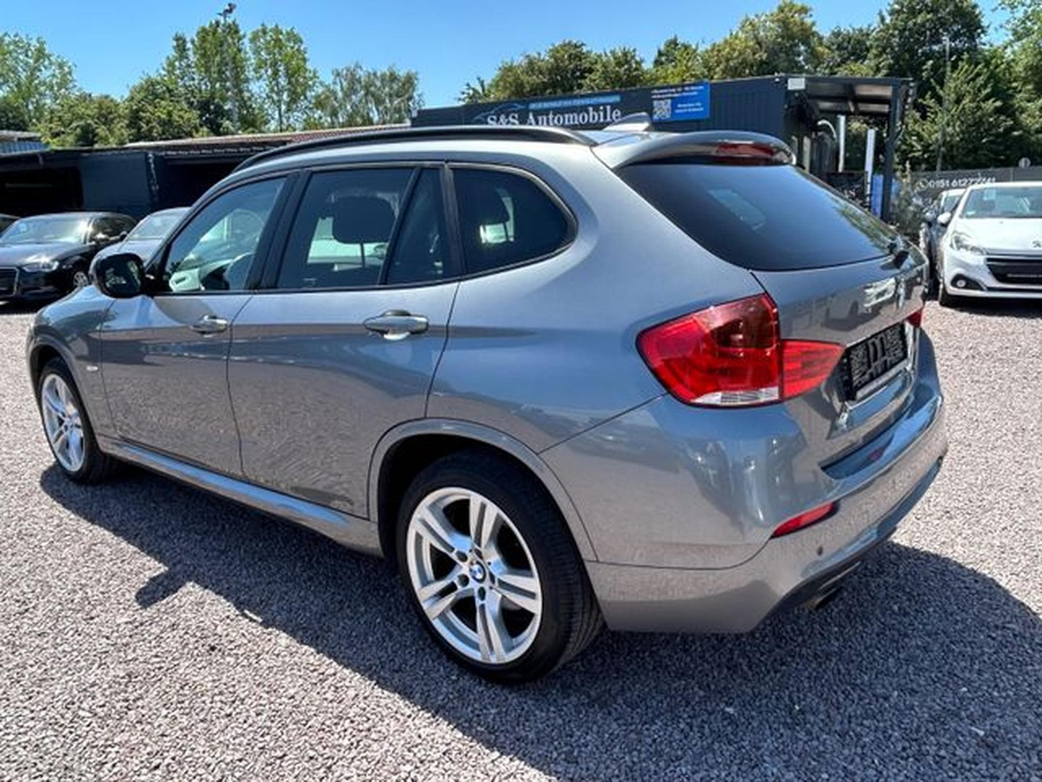 BMW X1 X1 18 i sDrive *M Paket Sport*Navi*Euro5*TÜV Neu (2011) - Foto 6