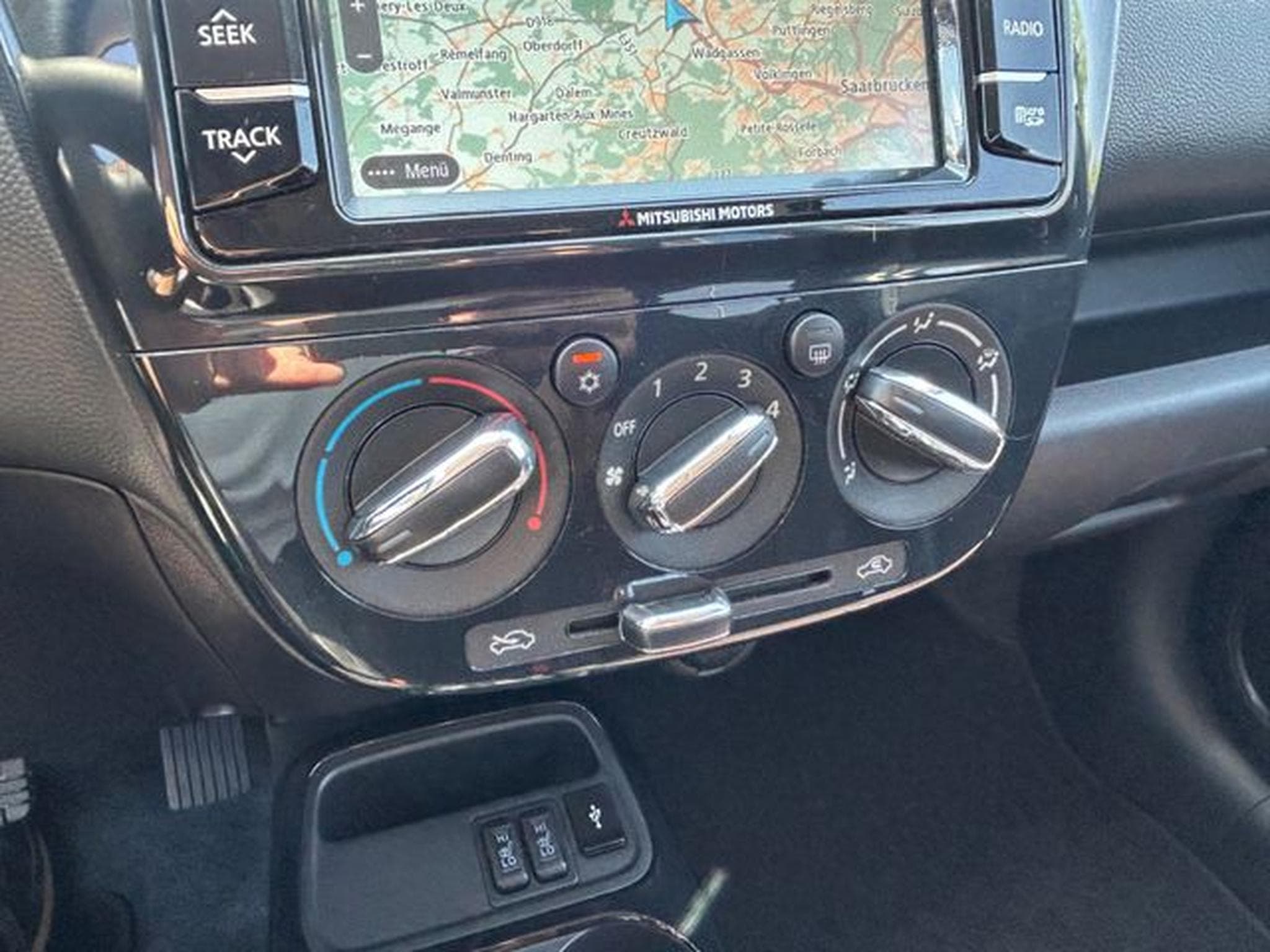 Mitsubishi Space Star Space Star Diamant Edition+ *Automatik*Navi*Eu6 (2019) - Foto 13