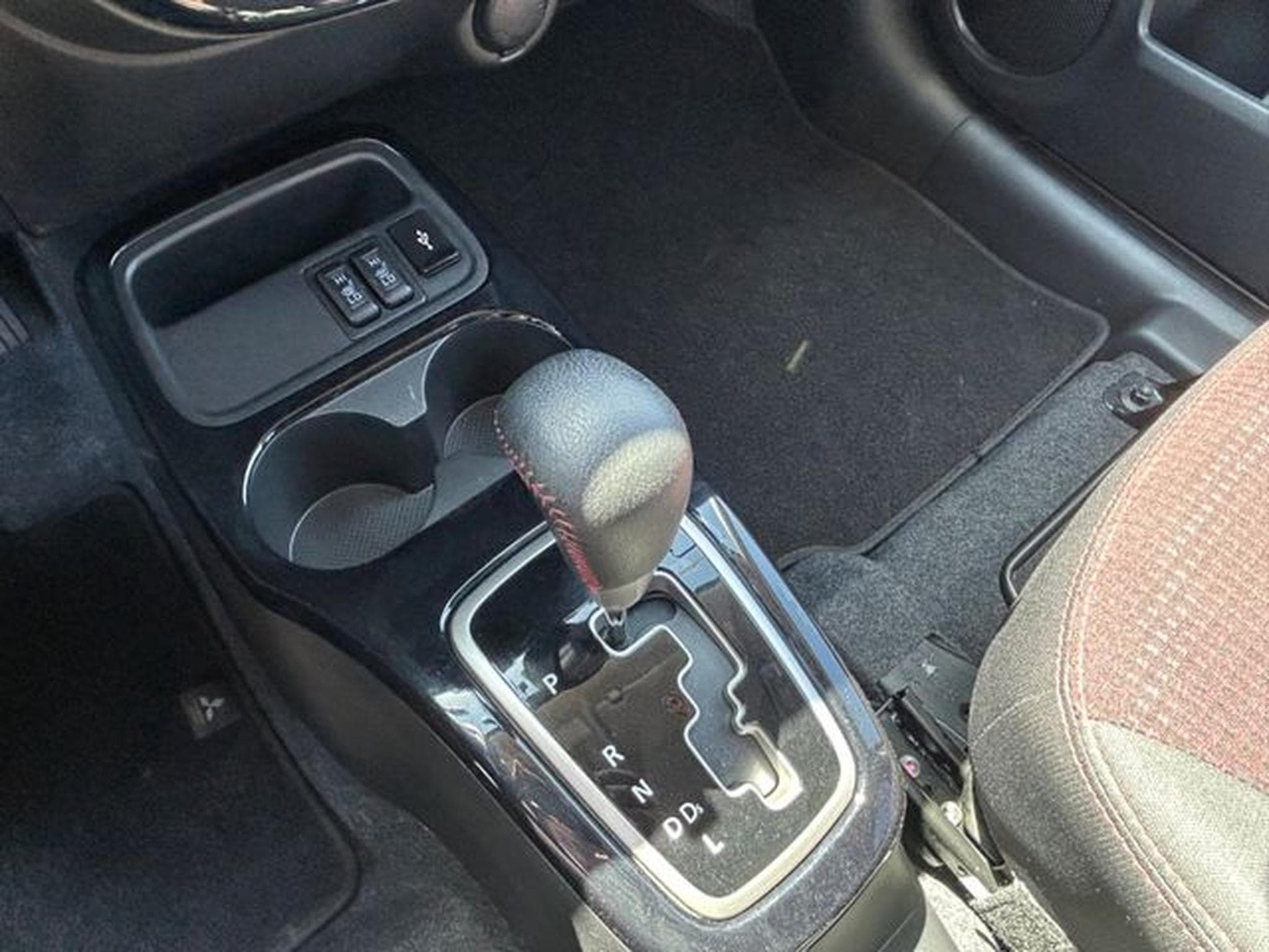 Mitsubishi Space Star Space Star Diamant Edition+ *Automatik*Navi*Eu6 (2019) - Foto 14
