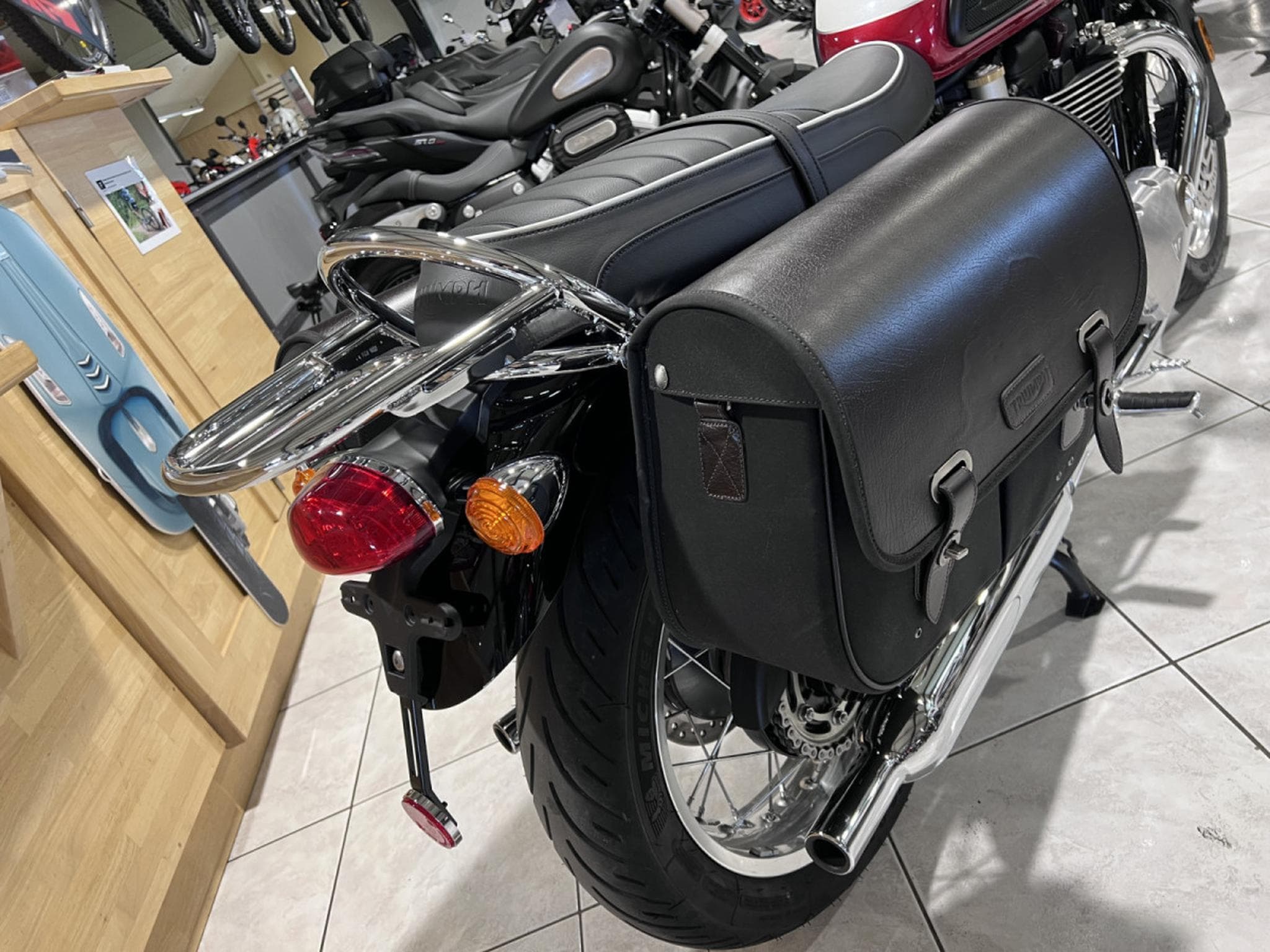 Triumph Bonneville 1200 cc (2025) - Photo 5