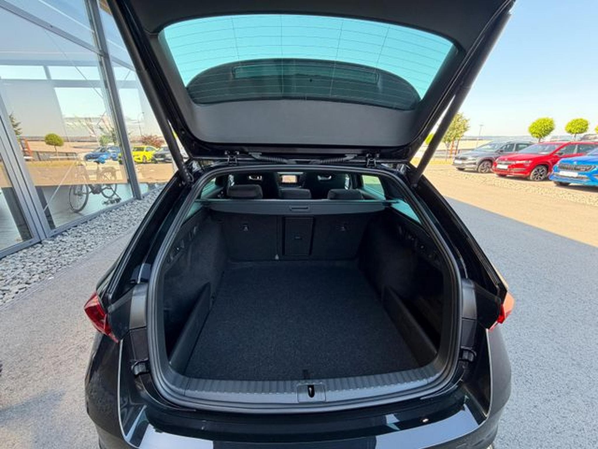 Skoda Octavia Octavia 2,0TDi Kombi RS 4x4 Pano AHK Standhz ACC (2022) - Foto 12