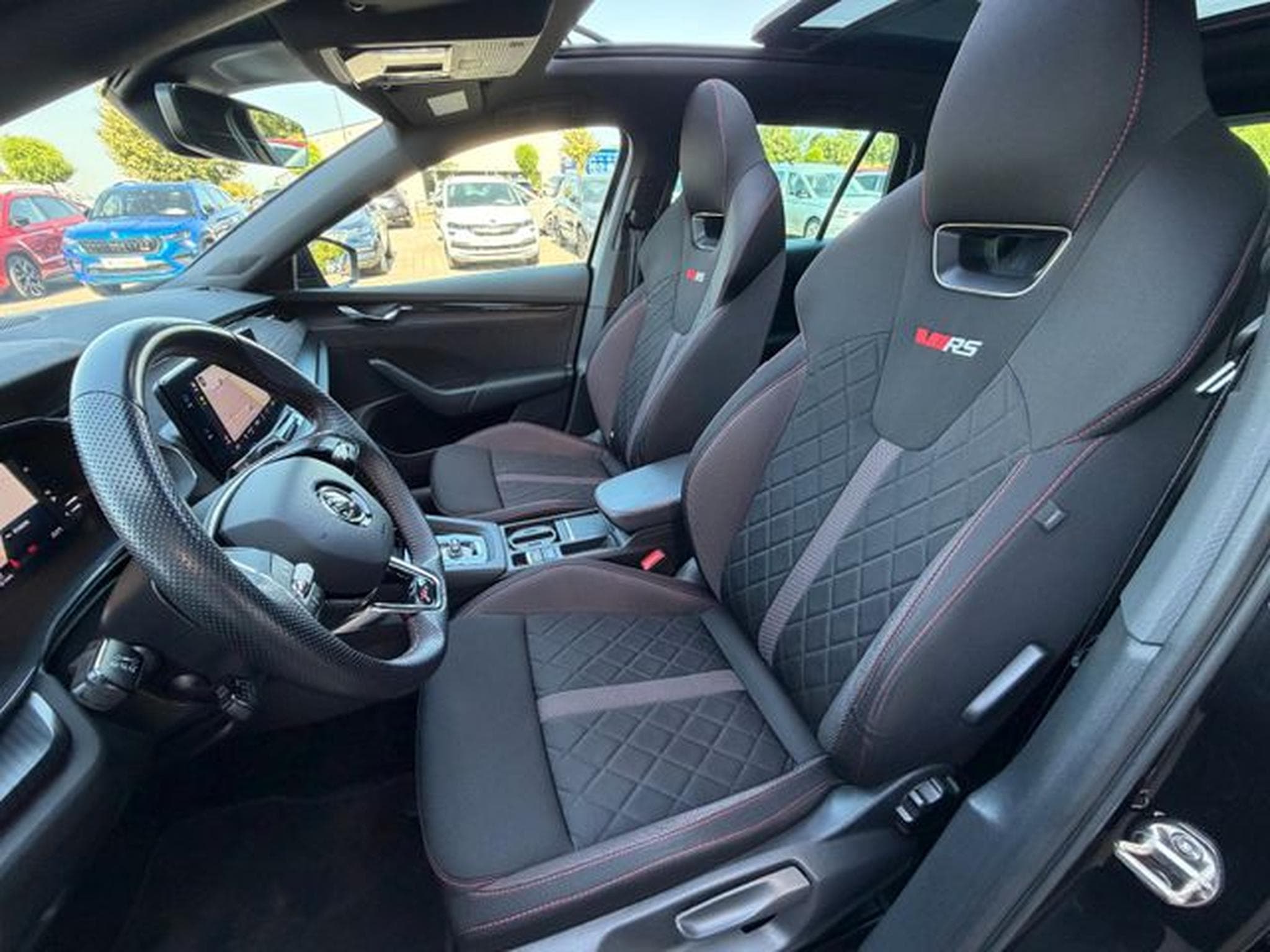 Skoda Octavia Octavia 2,0TDi Kombi RS 4x4 Pano AHK Standhz ACC (2022) - Foto 9