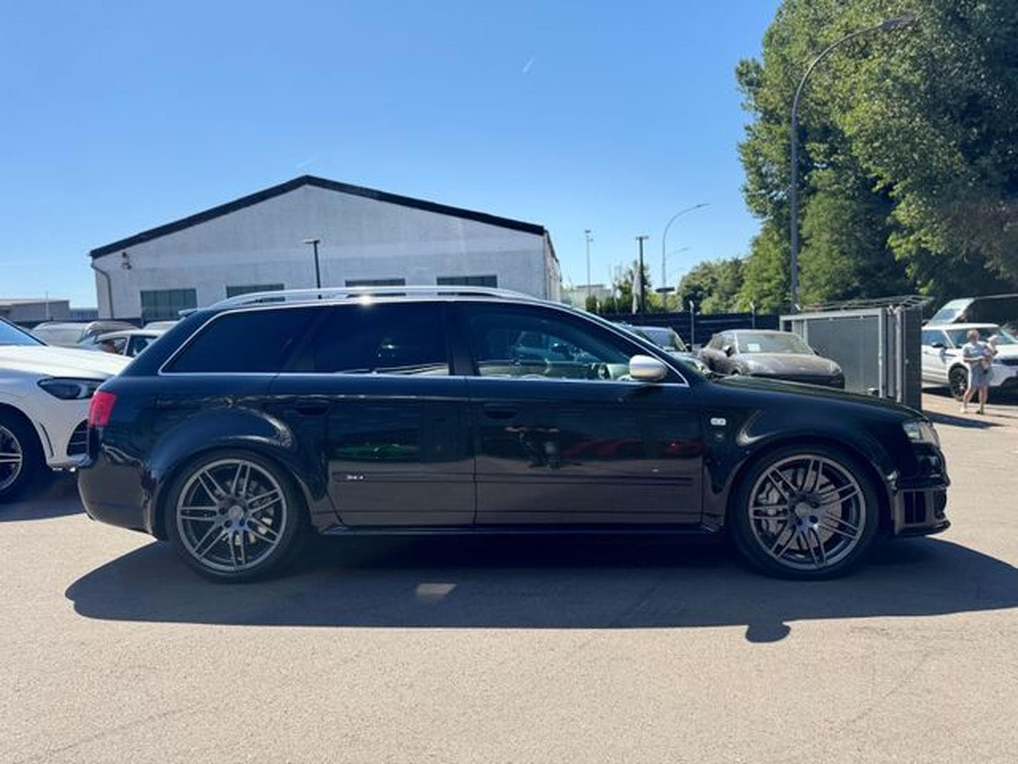 Audi RS4 RS4 4.2 QUATTRO*RS-SCHALENSITZE*MILTEK*KERAMIK* (2007) - Foto 14