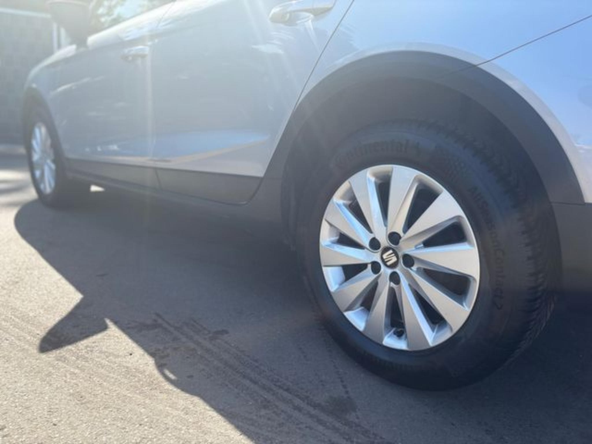 Seat Arona ARONA STYLE *NAVI*PDC*TEMPOMAT* (2020) - Foto 14