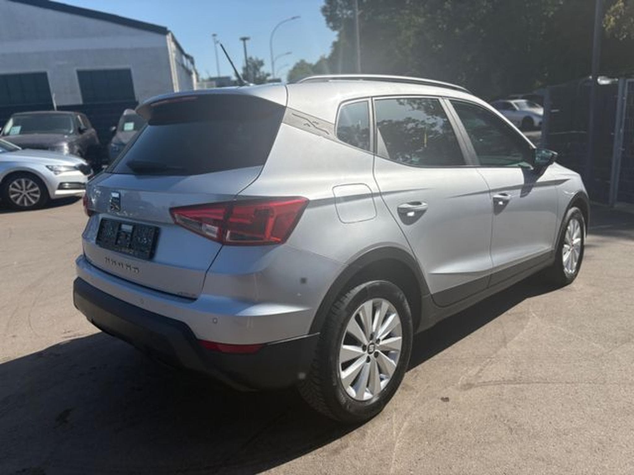 Seat Arona ARONA STYLE *NAVI*PDC*TEMPOMAT* (2020) - Foto 7