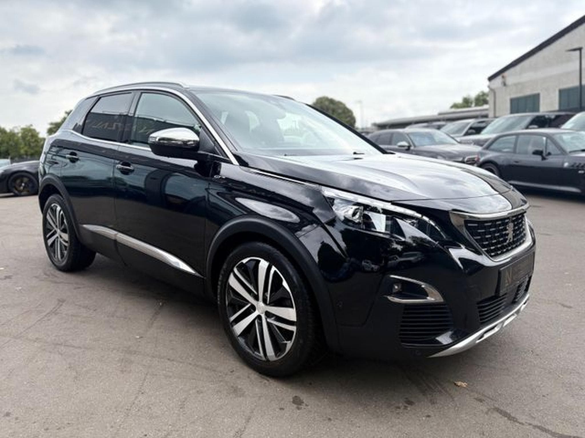 Peugeot 3008 3008 GT *AUT*PANO*LEDER*NAVI*KAM*ASSIST*SHZ* (2017) - Foto 5