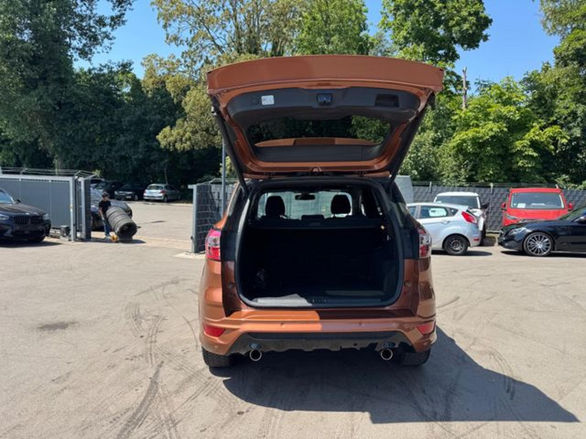 Ford Kuga KUGA ST-LINE*KLIMA*R.KAMERA*19 ZOLL*WINTERPAKET* (2018) - Foto 9