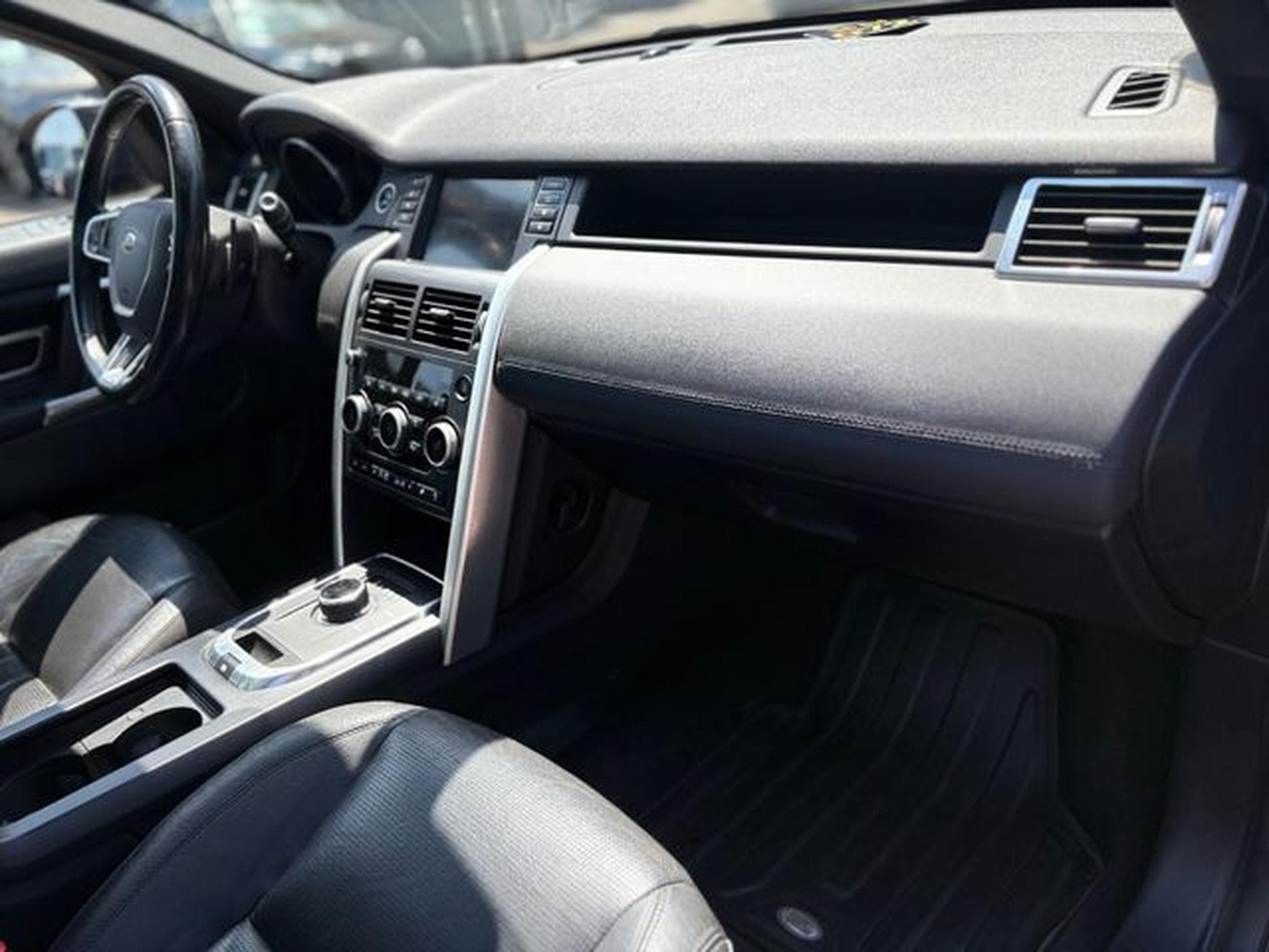Land-Rover Discovery DISCOVERY SPORT HSE *PANO*LEDER*MERIDIAN* (2017) - Foto 15