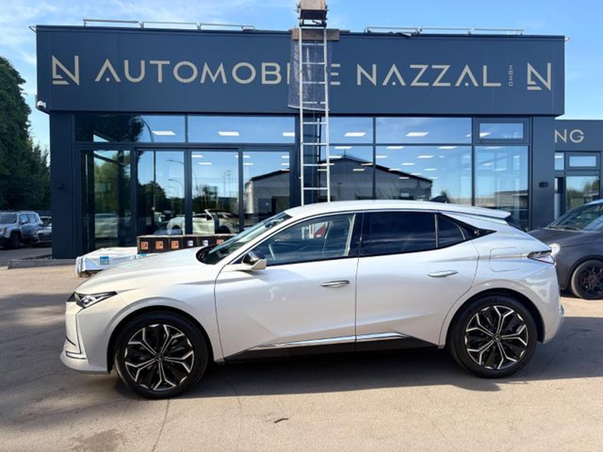 DS Automobiles DS4 DS4  E-TENSE ÉTOILE *ALCANTARA PAKET*NAVI*R-KAM* (2025) - Foto 11