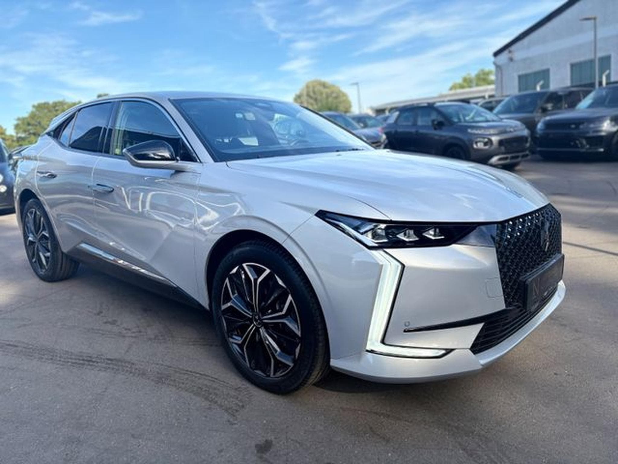 DS Automobiles DS4 DS4  E-TENSE ÉTOILE *ALCANTARA PAKET*NAVI*R-KAM* (2025) - Foto 6