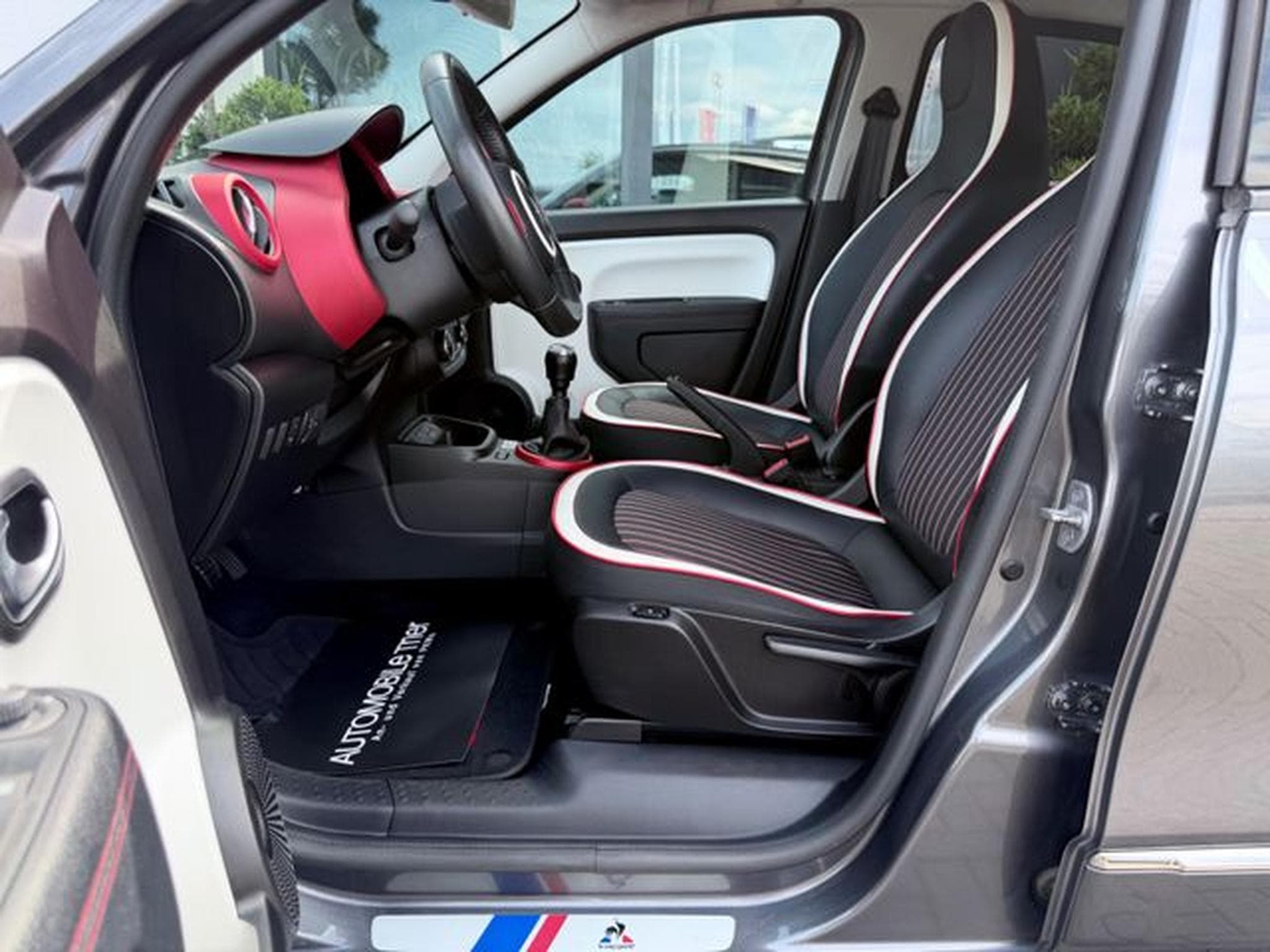 Renault Twingo Twingo Le Coq Sportif /SERVICE/TÜV/GARANTIE/ (2019) - Photo 9