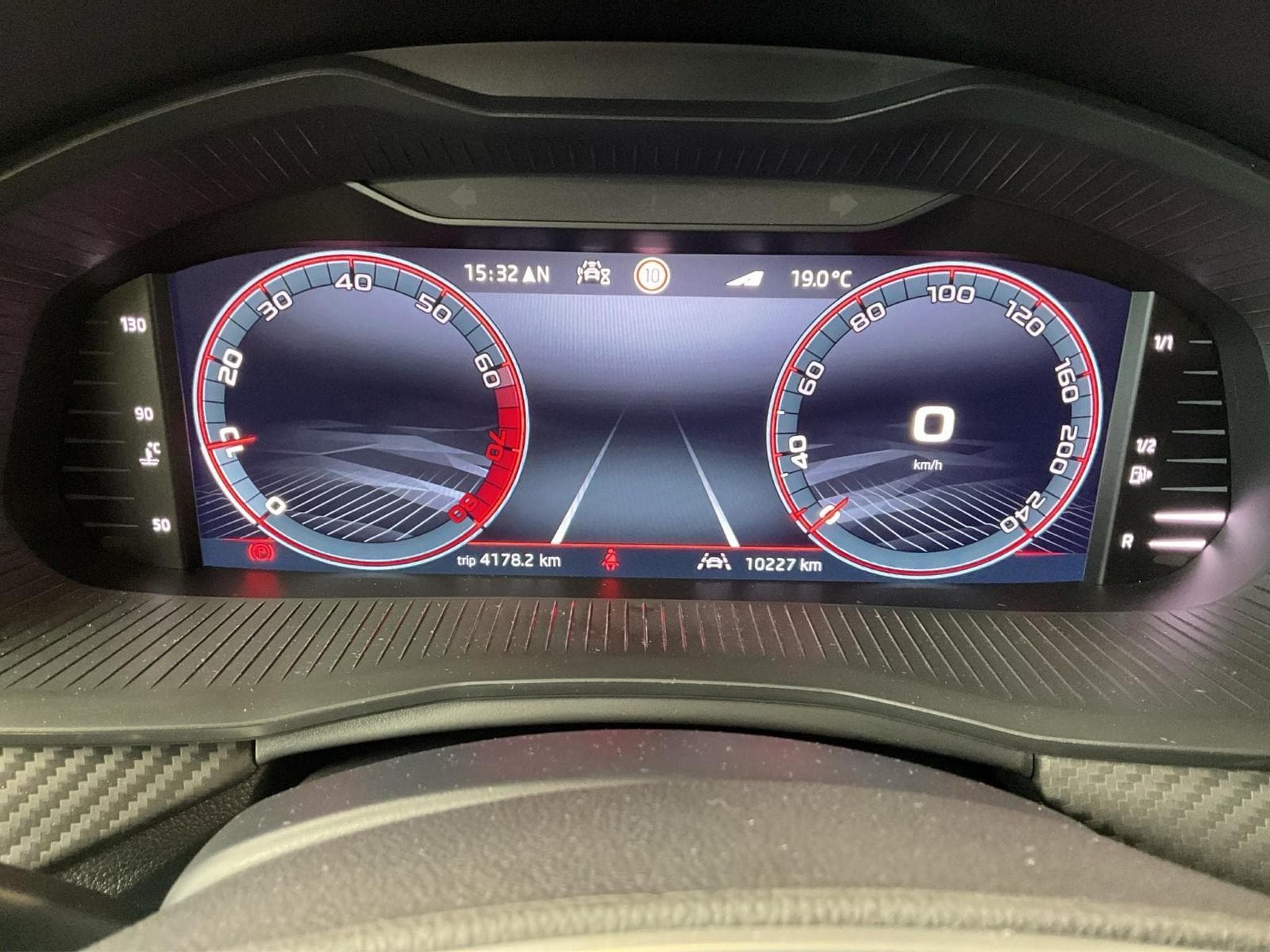 Skoda Scala Monte-Carlo+Led+Pano+Navi+DAB (2025) - Photo 11