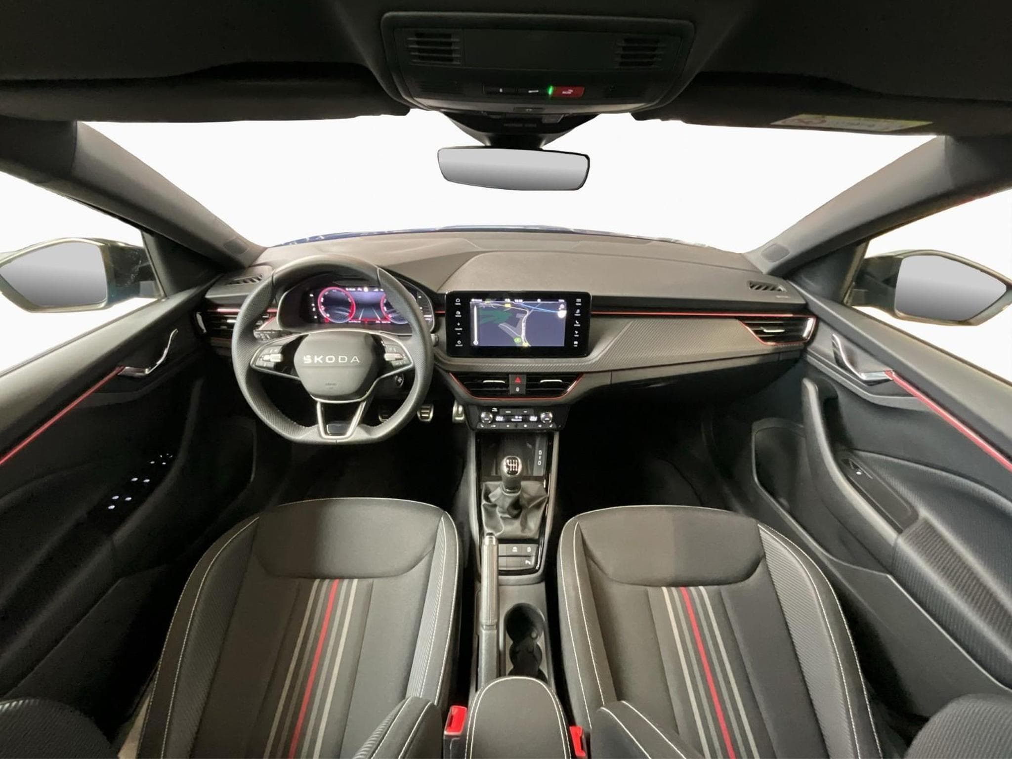 Skoda Scala Monte-Carlo+Led+Pano+Navi+DAB (2025) - Photo 2