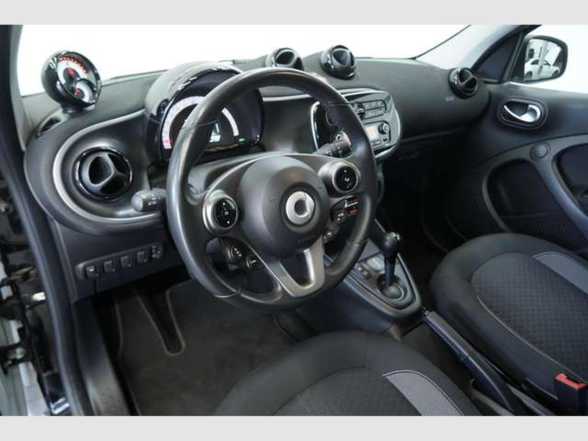smart forFour EQ passion *1.Hand *SHZ *Tempomat *Klima (2020) - Photo 13