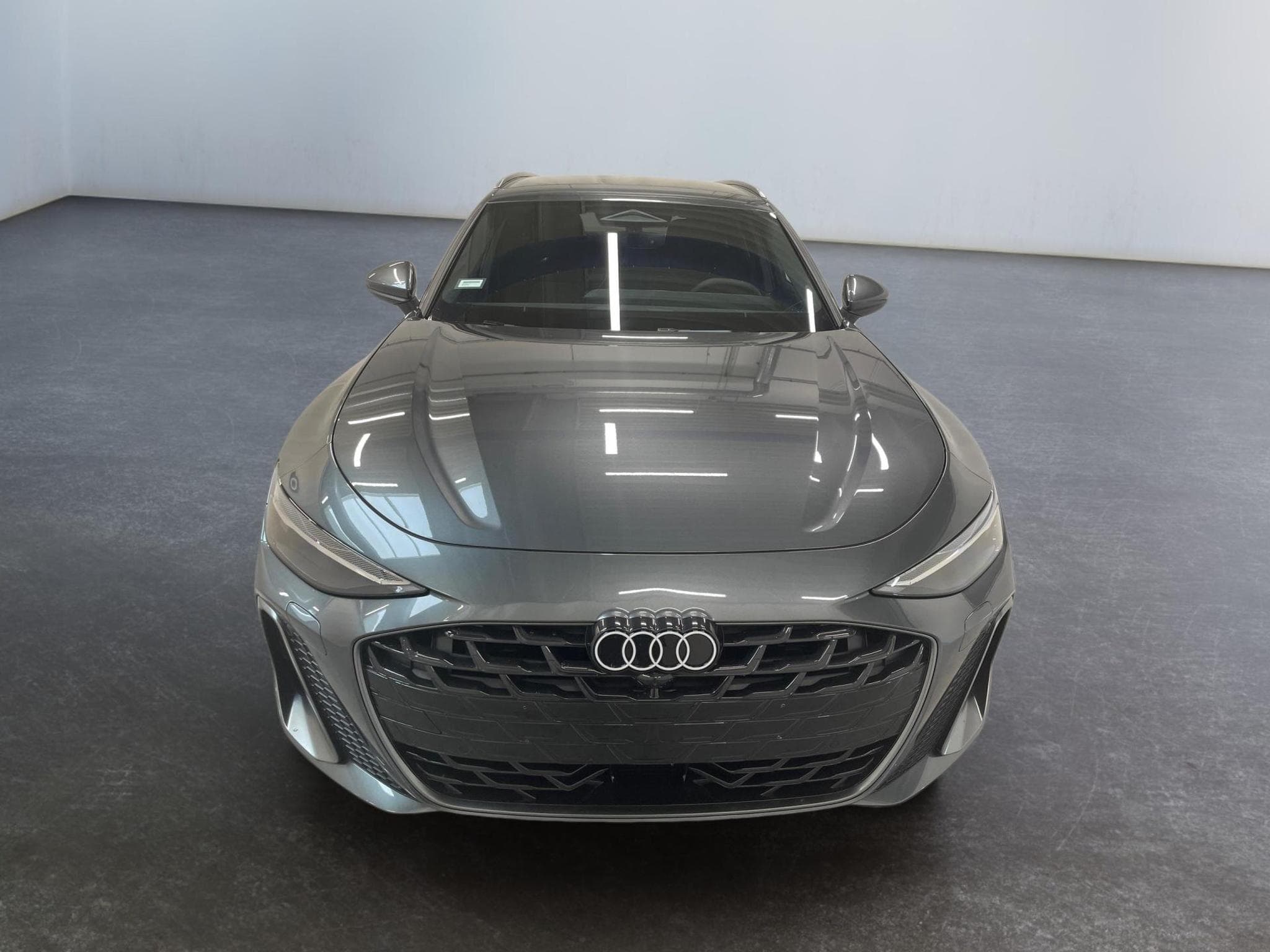 Audi A6 Avant S-Line 2.0 (2025) - Photo 7