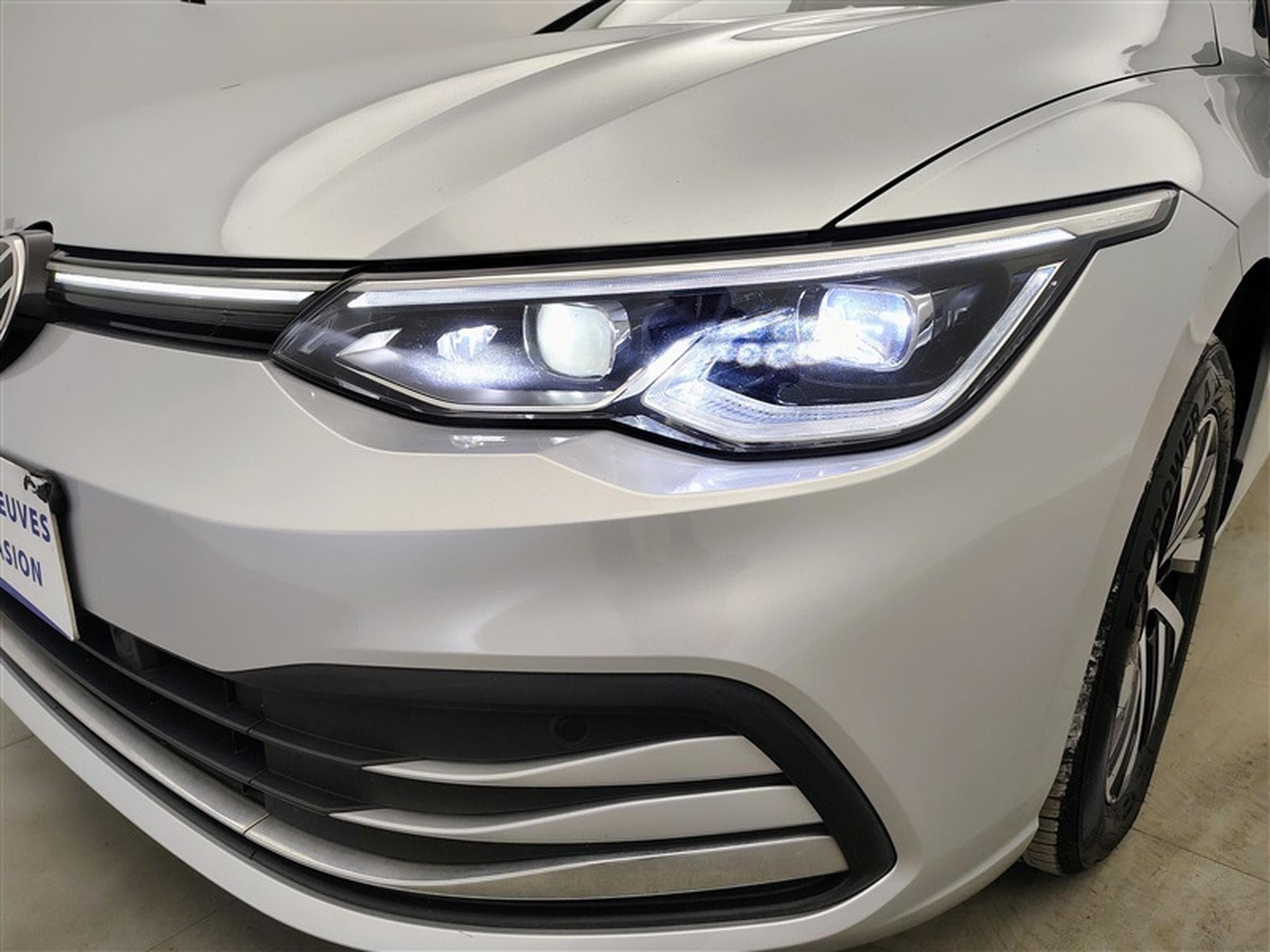 VW Golf 1.4 eHybrid Style DSG  Navi / Led / PDC (2021) - Foto 15
