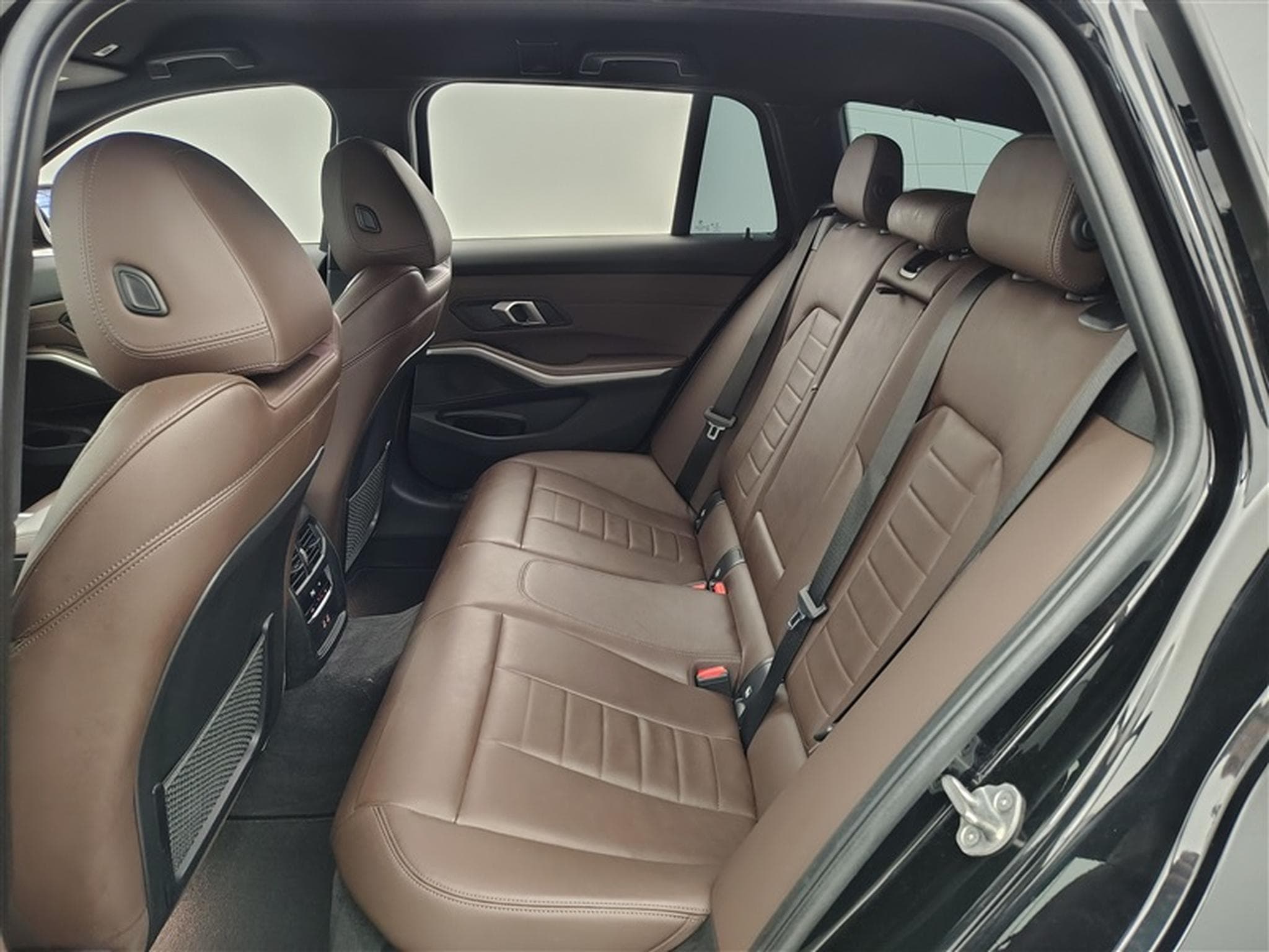 BMW 318 Touring 318 dA MHEV AdBlue (2021) - Photo 13