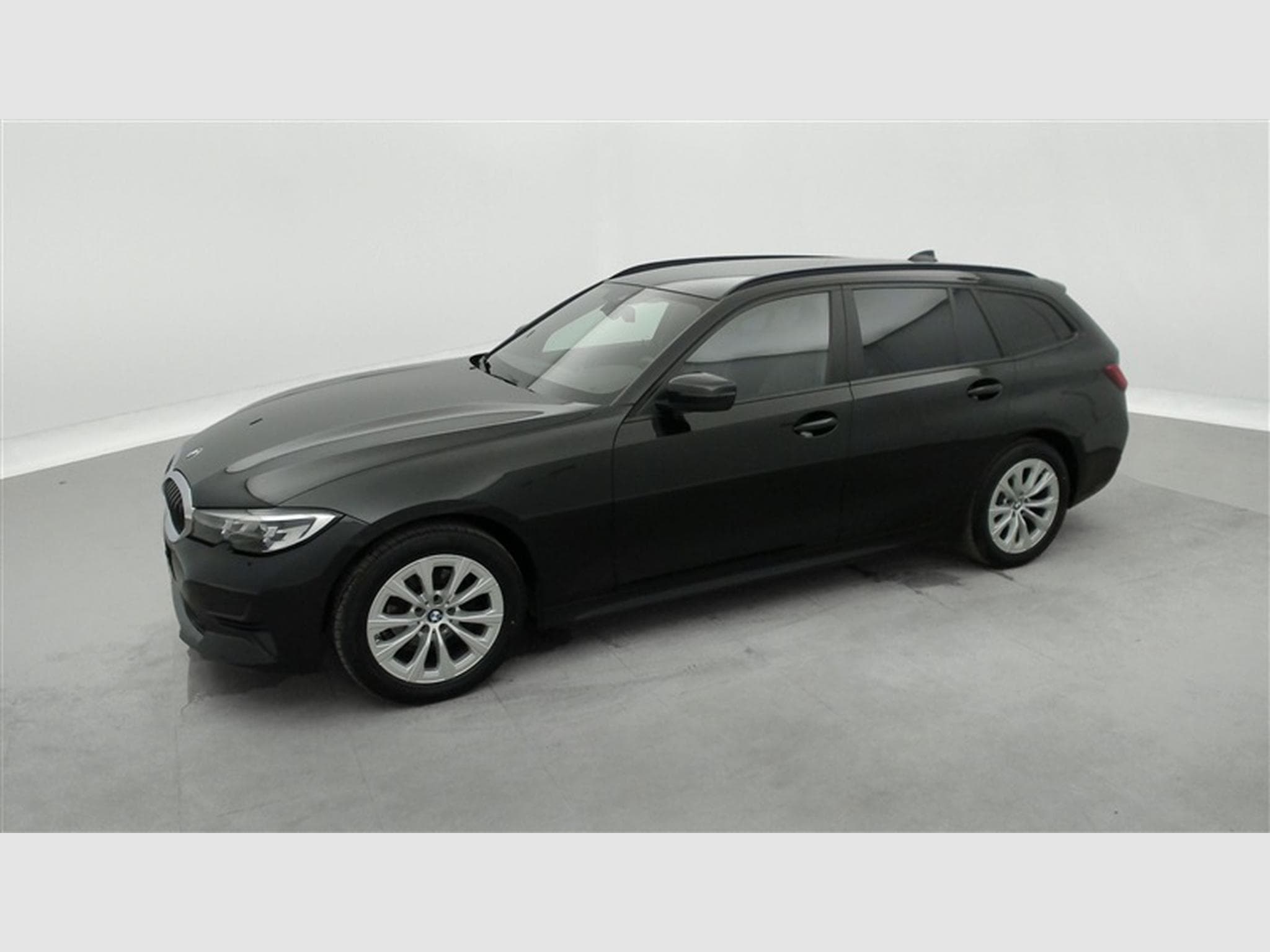 BMW 318 Touring 318 dA MHEV AdBlue (2021) - Photo 23
