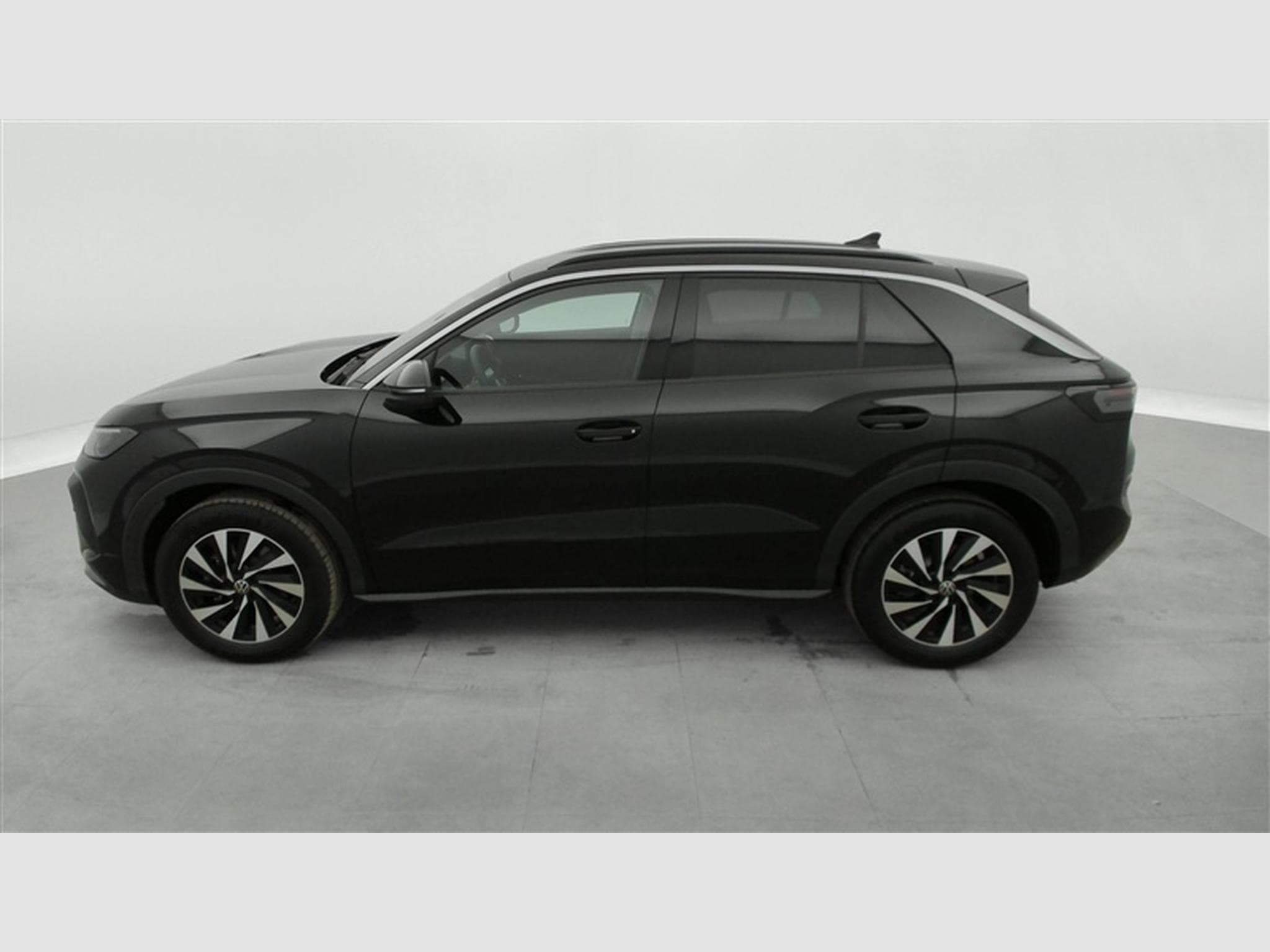 VW T-Roc 1.5 TSI 150cv DSG Life CARPLAY / FULL LED / CAMERA / JA 17" (2026) - Photo 3