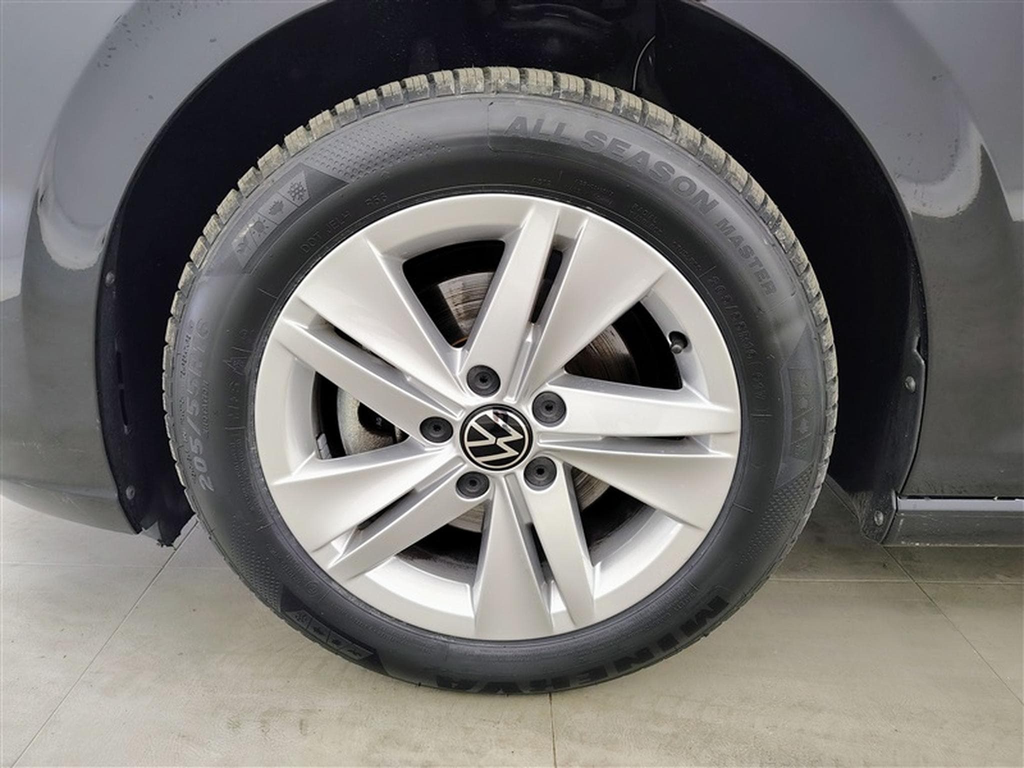 VW Golf 1.0 TSI Life Business NAVI/FULL LED/JA/PDC AV AR (2024) - Photo 6