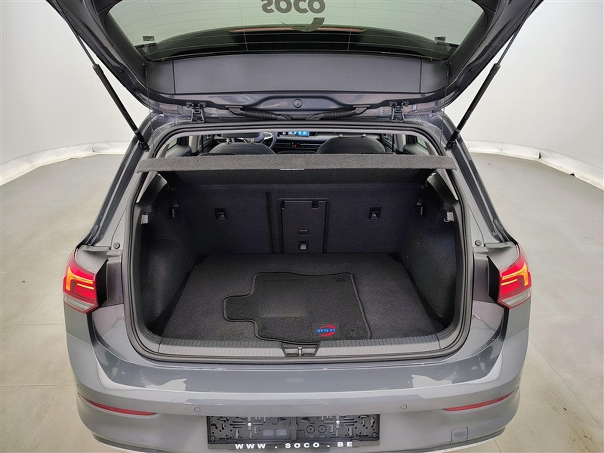 VW Golf 1.5 eTSI 150cv DSG Active (2023) - Photo 14