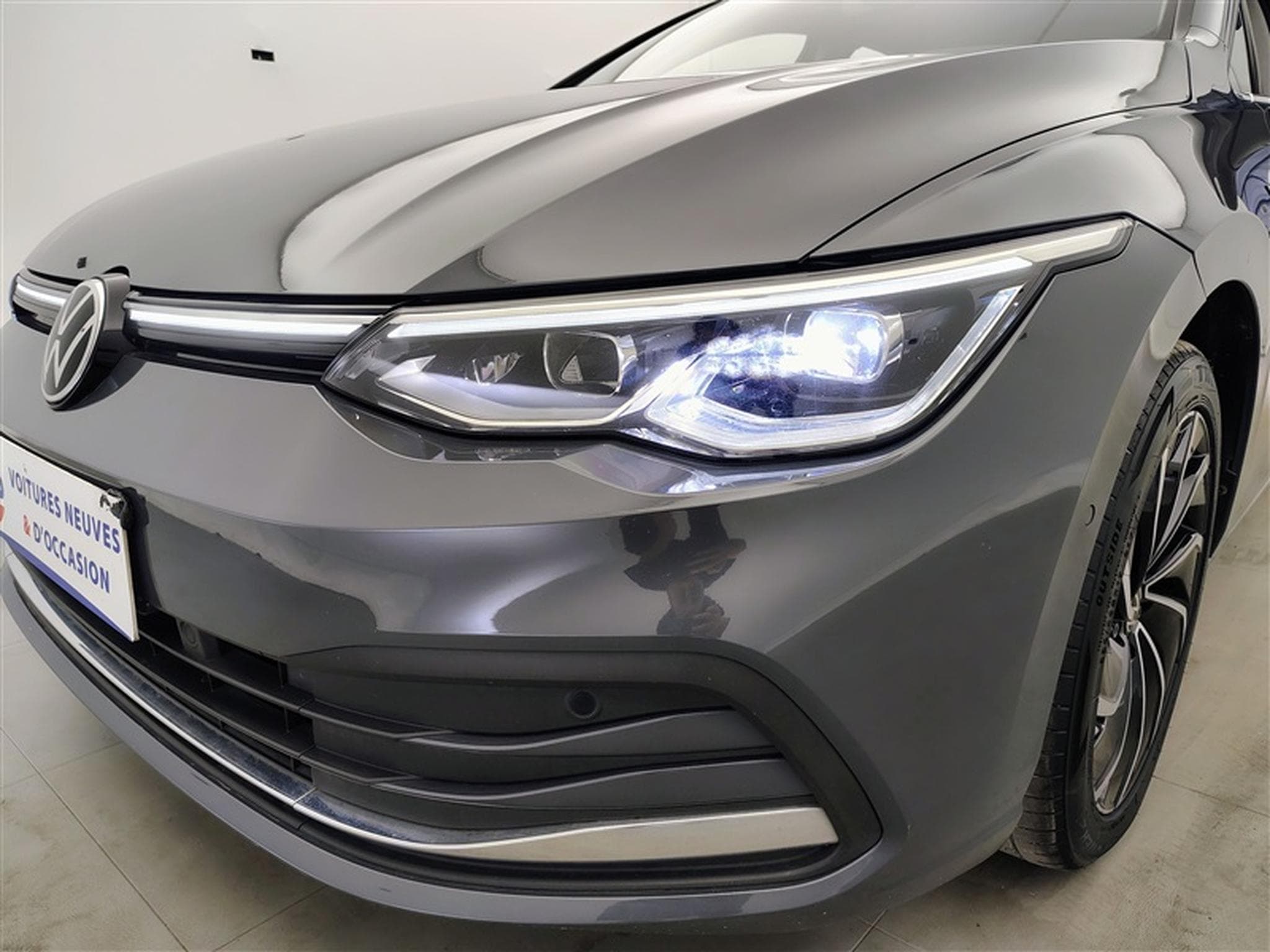 VW Golf 1.5 eTSI 150cv DSG Active (2023) - Photo 15