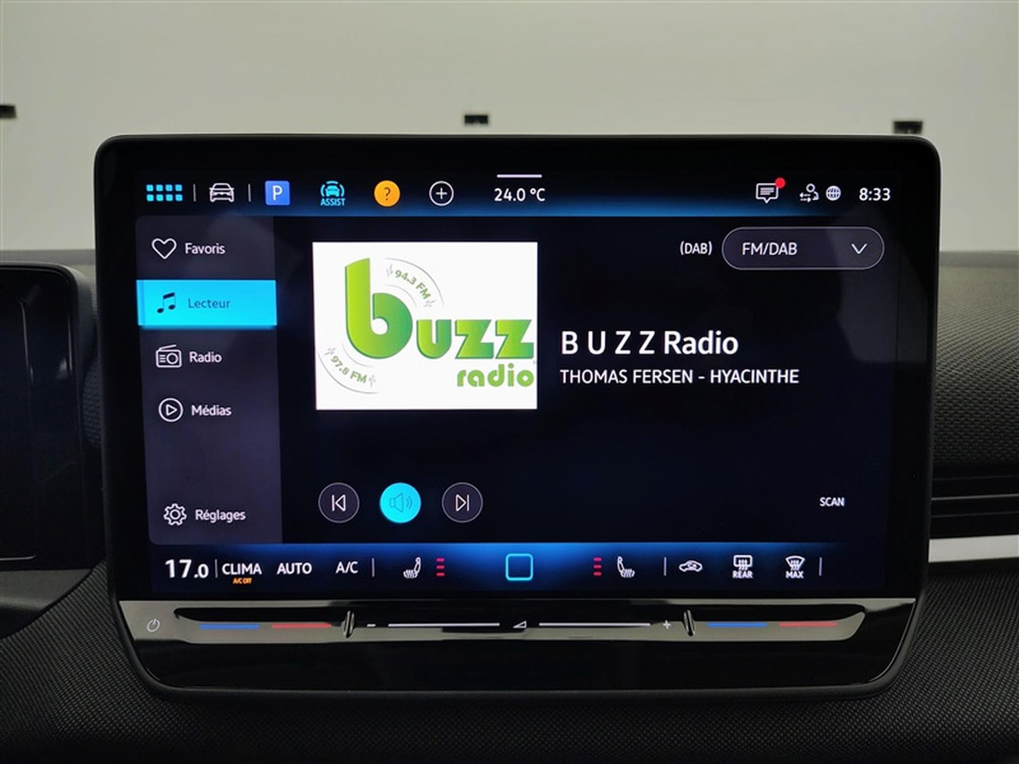 VW T-Roc 1.5 TSI 150cv DSG Life CARPLAY / FULL LED / CAMERA / JA 17" (2026) - Photo 11
