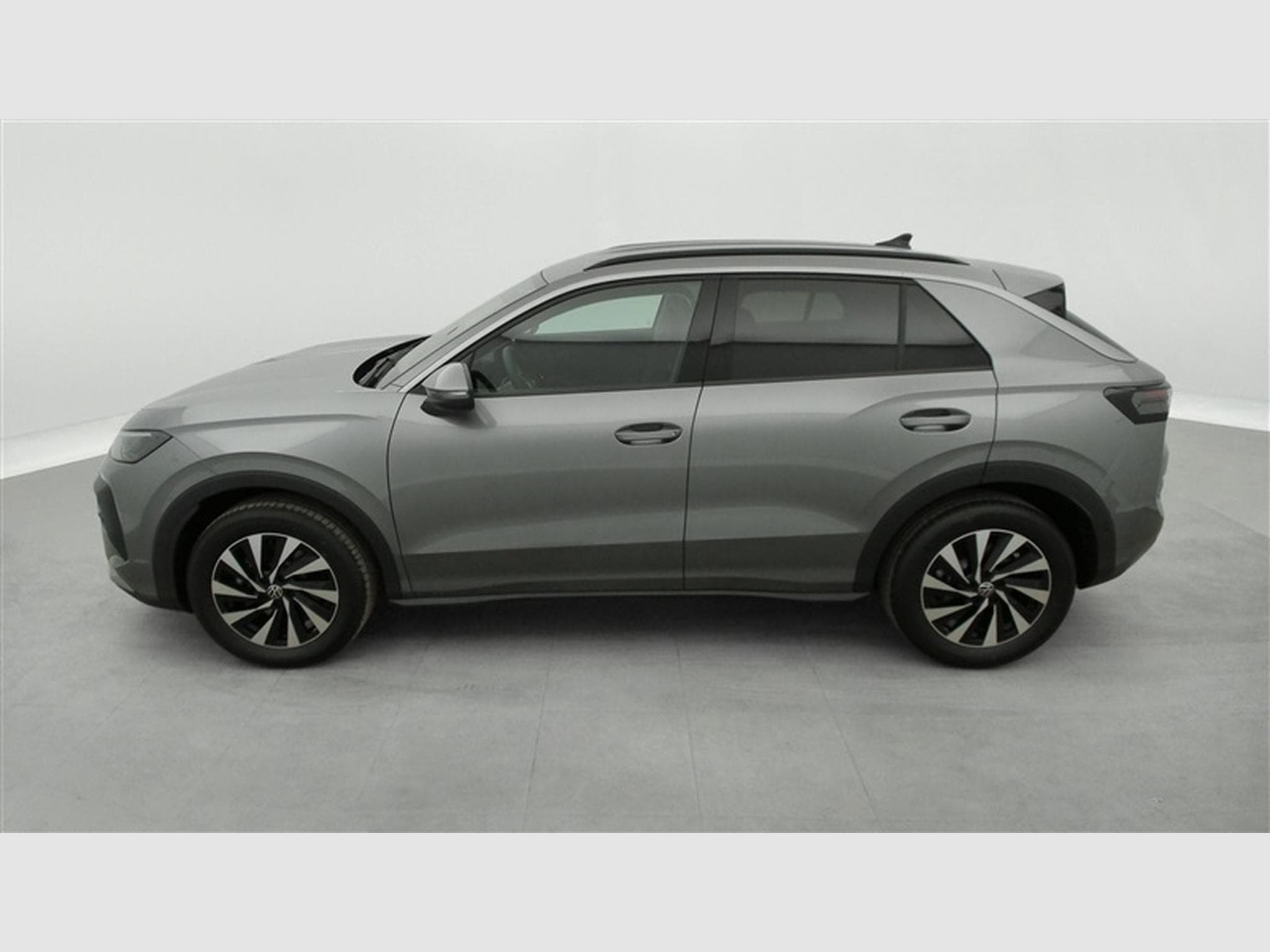 VW T-Roc 1.5 TSI 150cv DSG Life CARPLAY / FULL LED / CAMERA / JA 17" (2026) - Photo 3