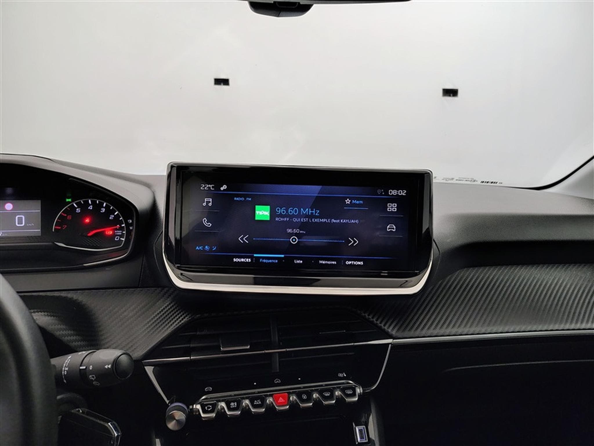 Peugeot 208 1.2i PureTech Active CARPLAY / PDC (2024) - Photo 11