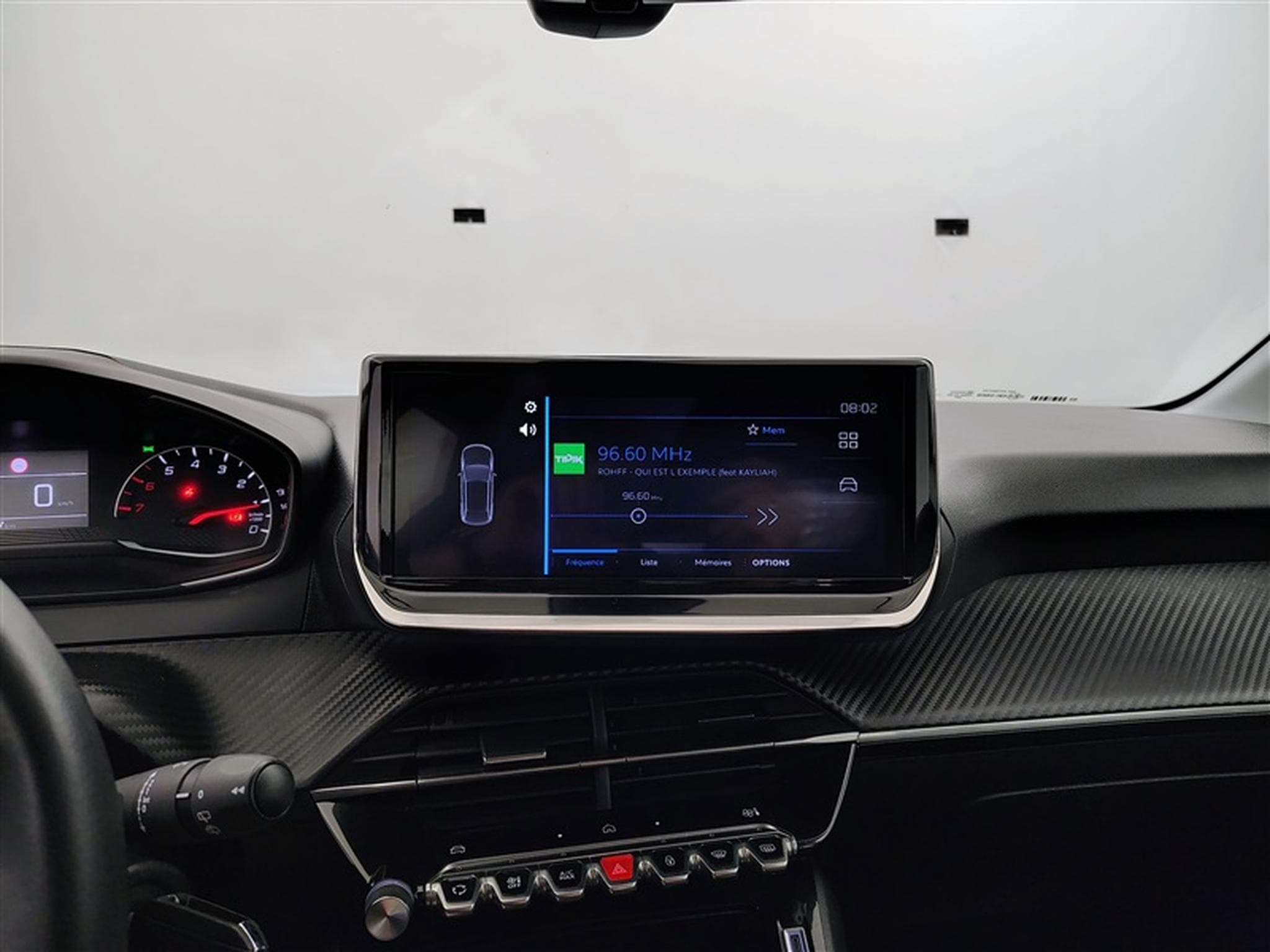 Peugeot 208 1.2i PureTech Active CARPLAY / PDC (2024) - Photo 17