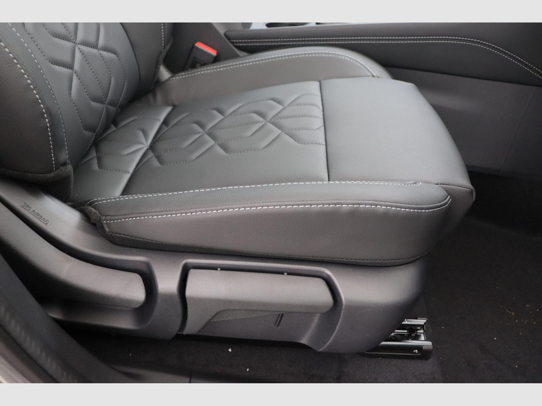 Nissan Qashqai Tekna + BOSE (2026) - Photo 15