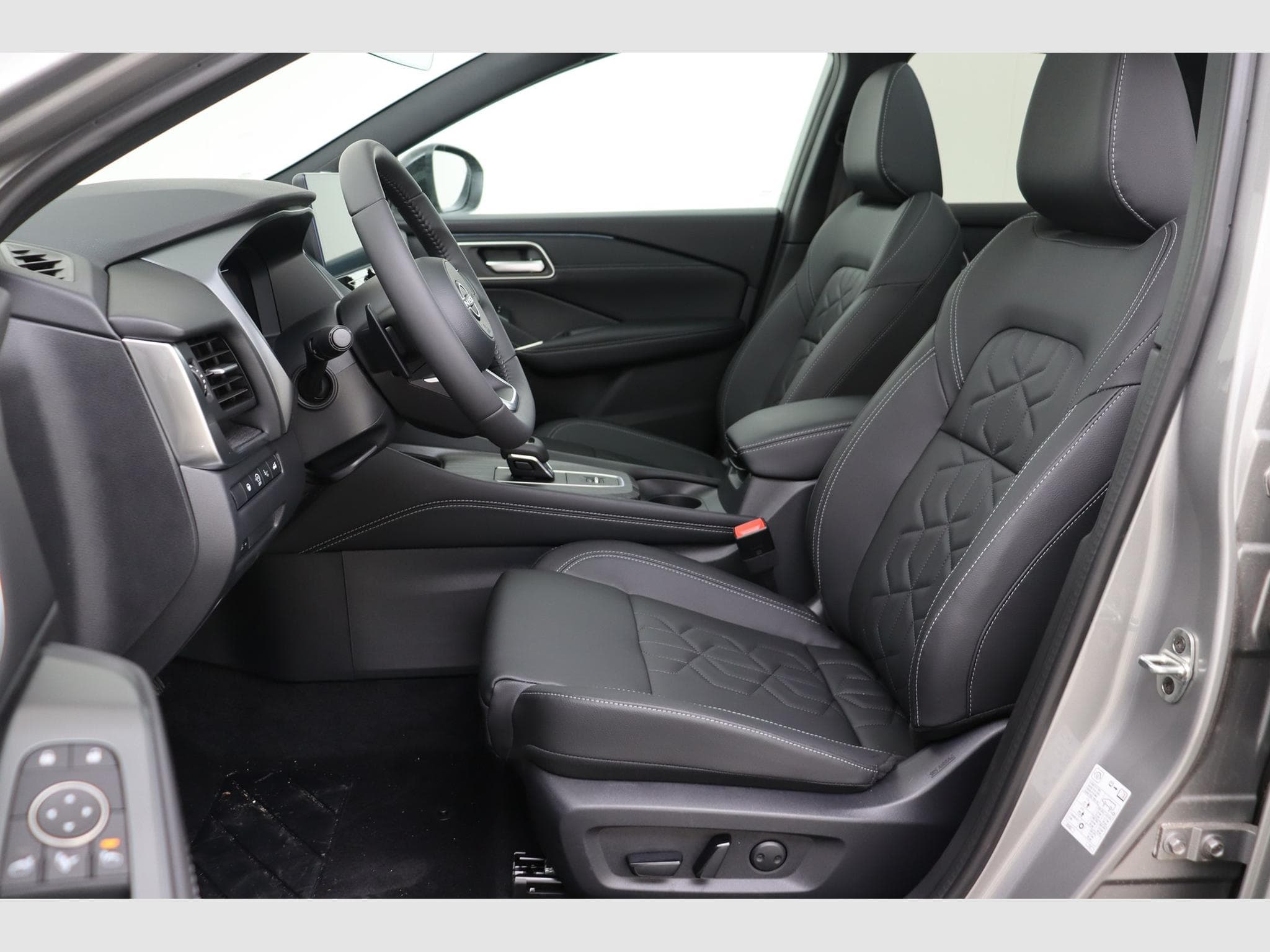 Nissan Qashqai Tekna + BOSE (2026) - Photo 13