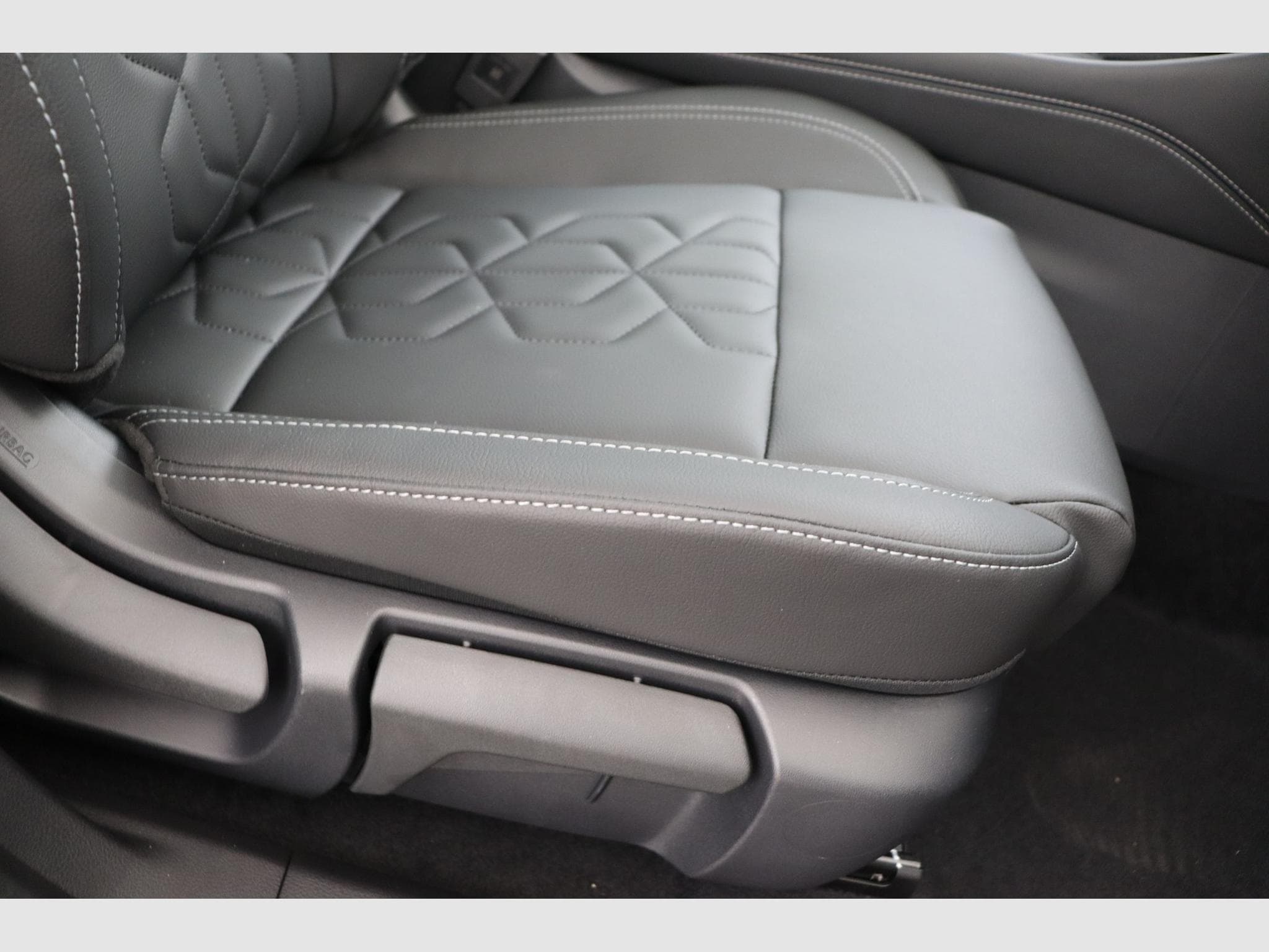 Nissan Qashqai Tekna + BOSE (2026) - Photo 15