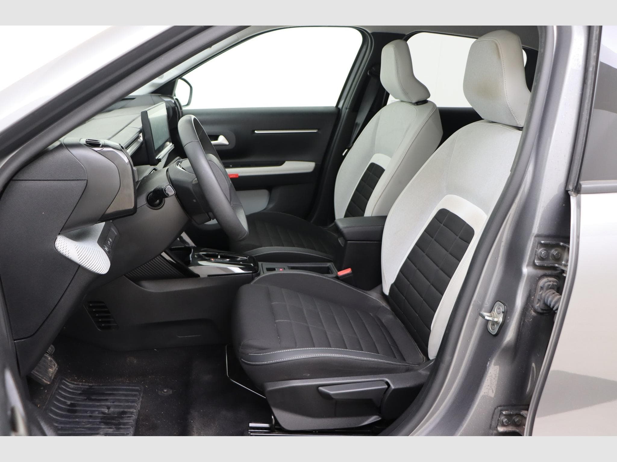 Citroen E-C3 MAX (2025) - Photo 13
