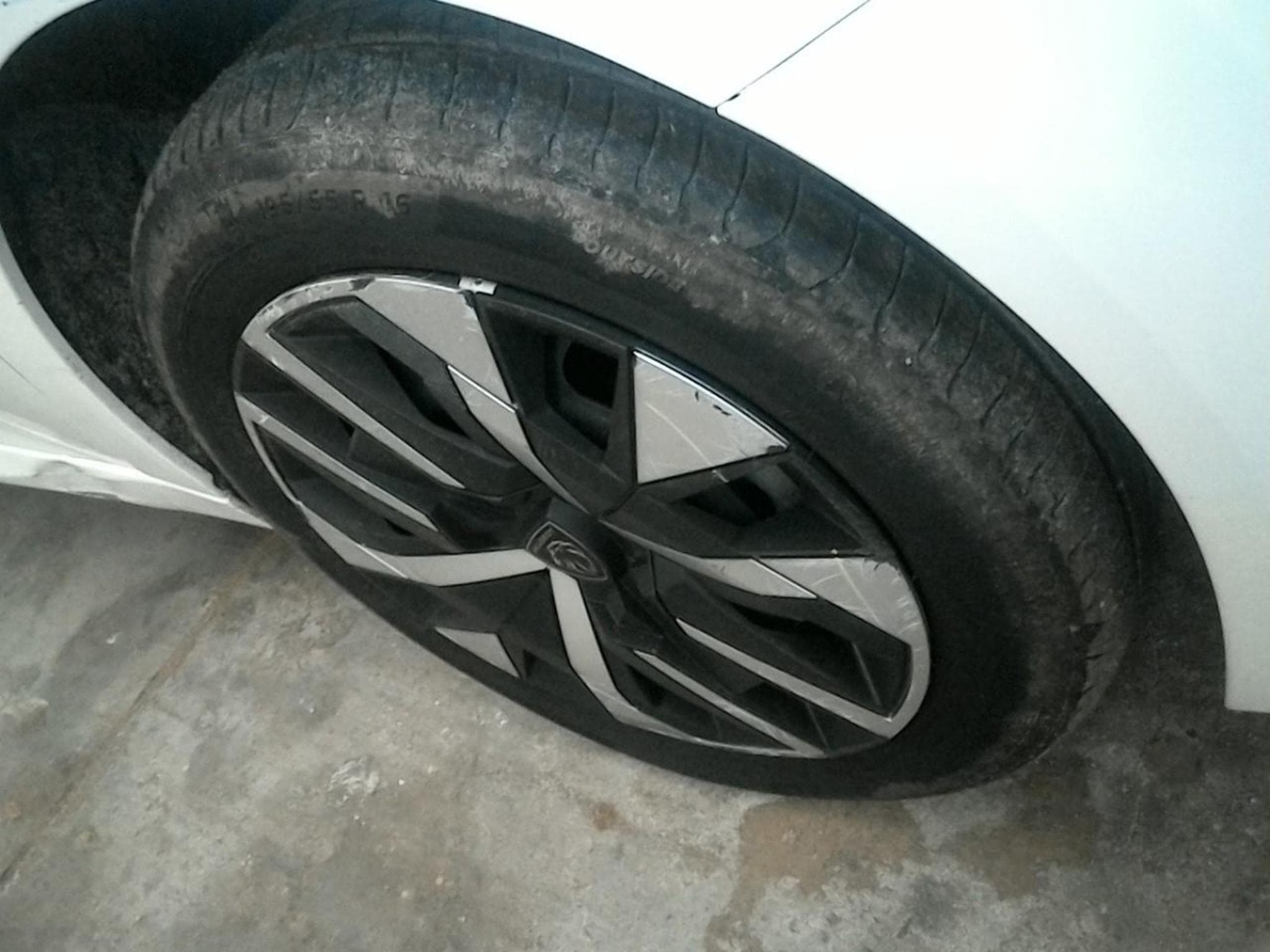 Peugeot 208 Style (2025) - Photo 9