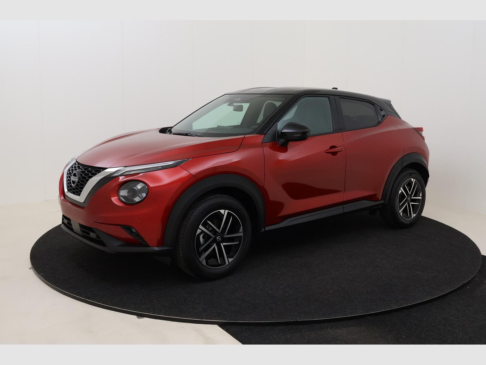 Nissan Juke N-Connecta / Cold Pack / 2Tone / (MY25) (2026) - Photo 10
