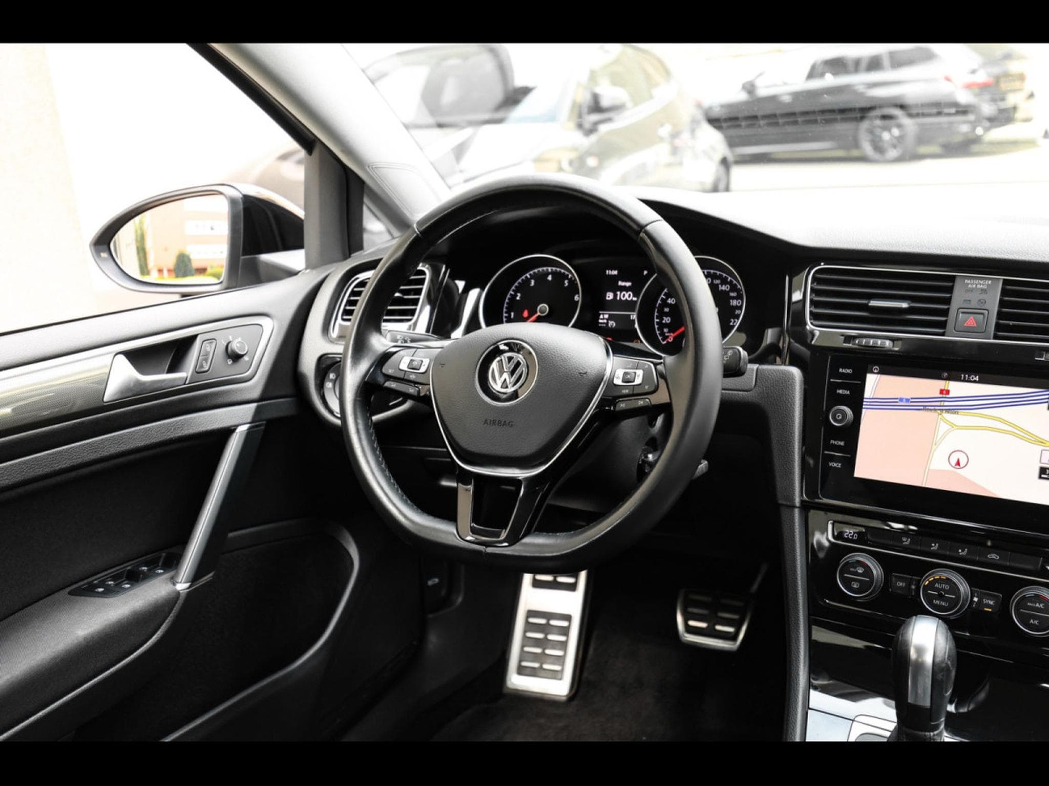 VW Golf 1.5 TSI 150 DSG IQ.DRIVE – TUNGSTEN SILVER (2019) - Photo 12