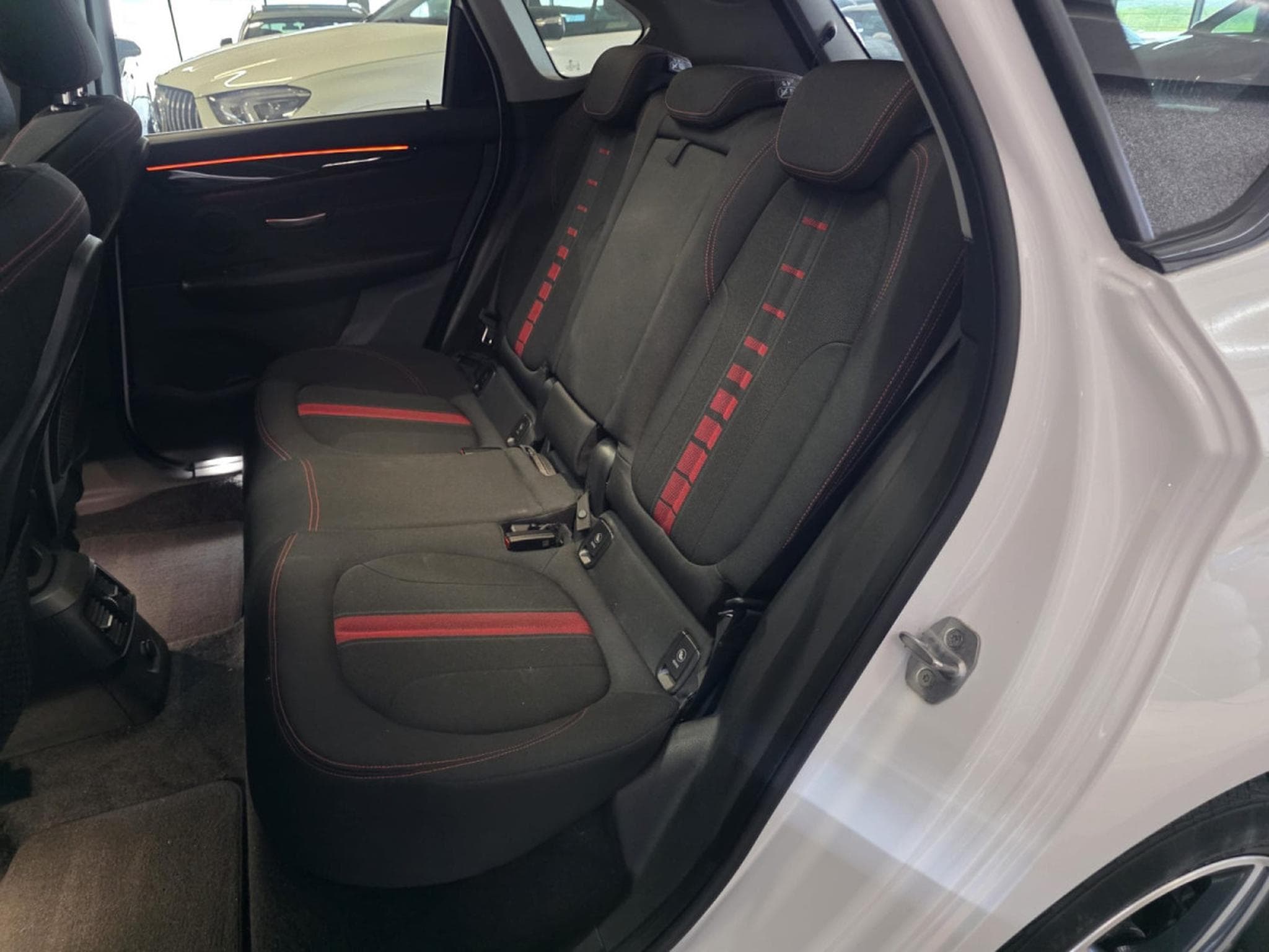 BMW 225 XE Hybrid PLUG IN iPERFORMANCE SPORTLINE HEAD UP PANO LED NA (2018) - Foto 12