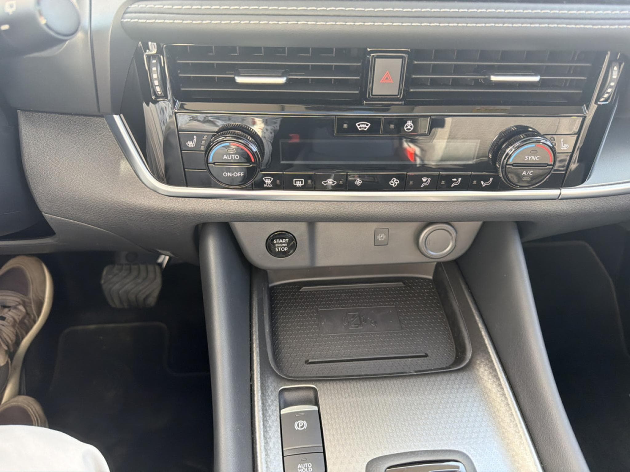 Nissan Qashqai 1.3 N-CONNECTA 2WD 158CV Xtronic Mild-Hybrid (2026) - Foto 19