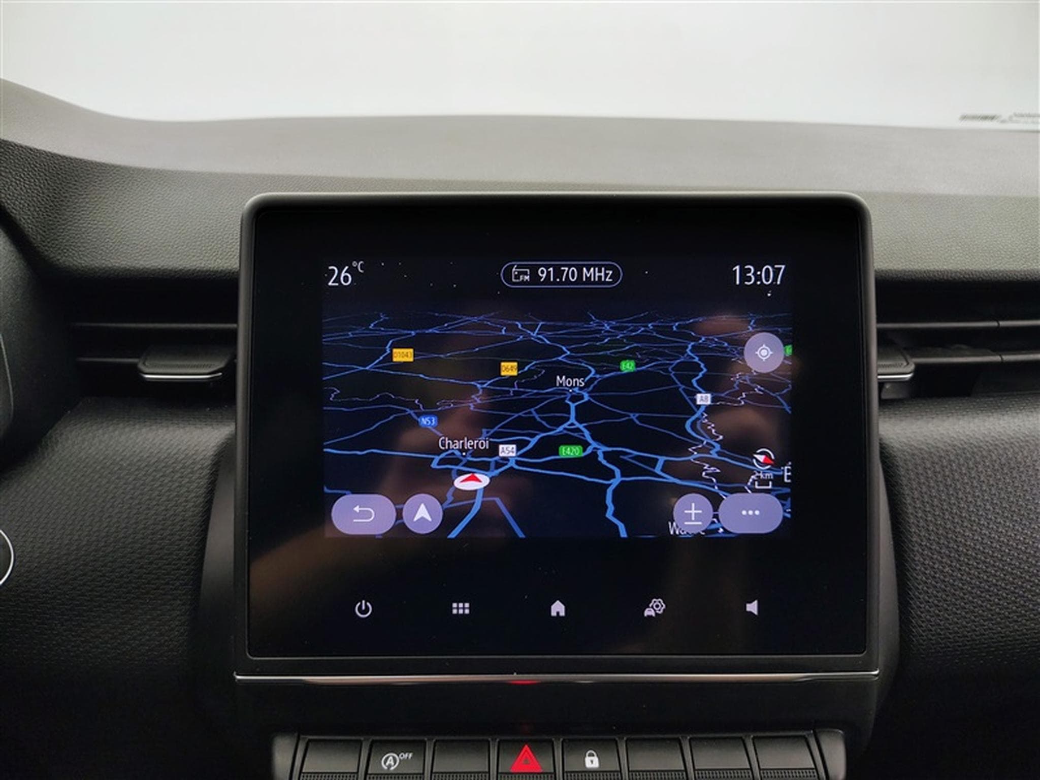 Renault Clio 1.0i SCe Zen **CARPLAY/NAVI/LED** (2021) - Foto 10