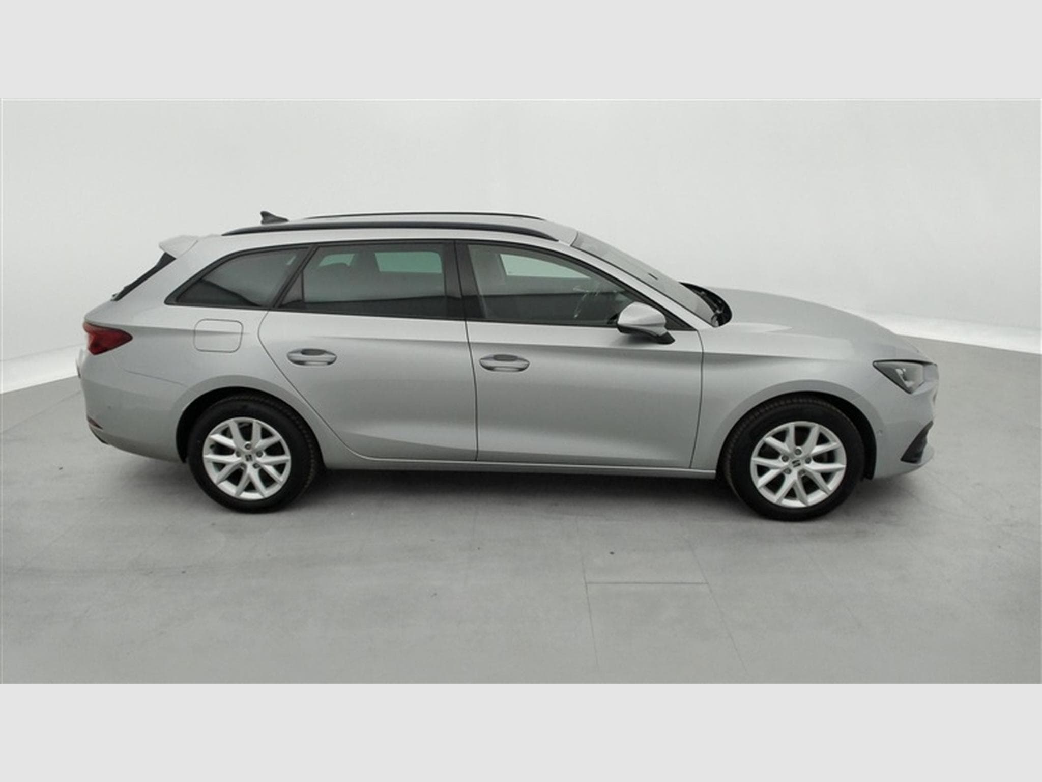 Seat Leon 1.0 EcoTSI Move! NAVI/LED/JA16/PDC AV AR (2023) - Photo 24