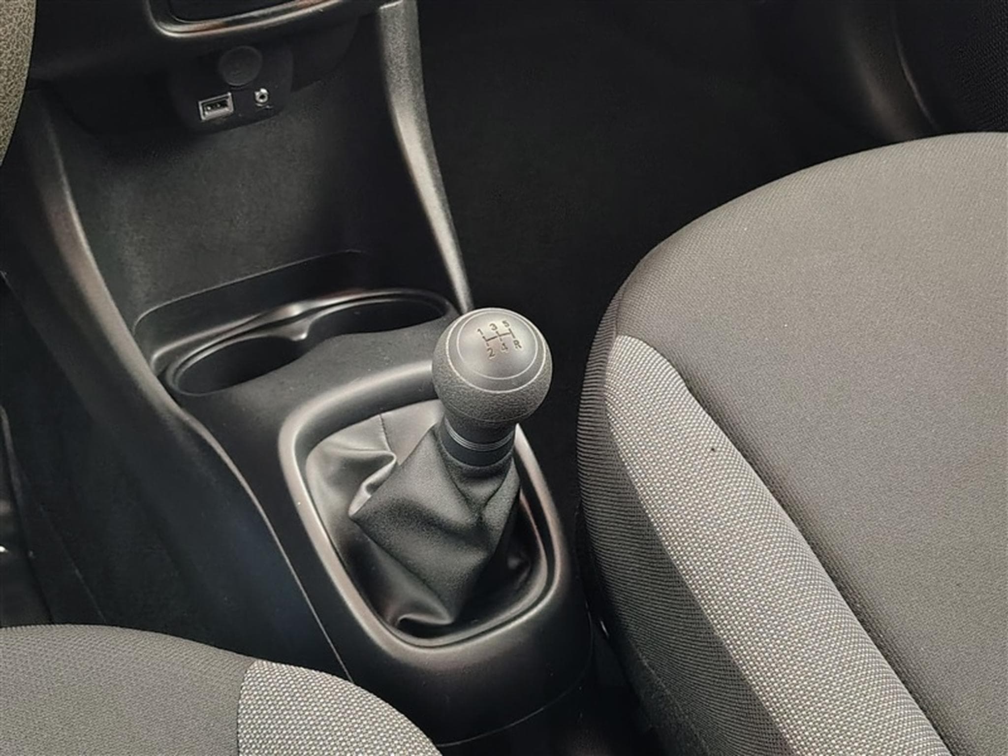 Peugeot 108 1.0 VTi Access (EU6.2) (2018) - Photo 11