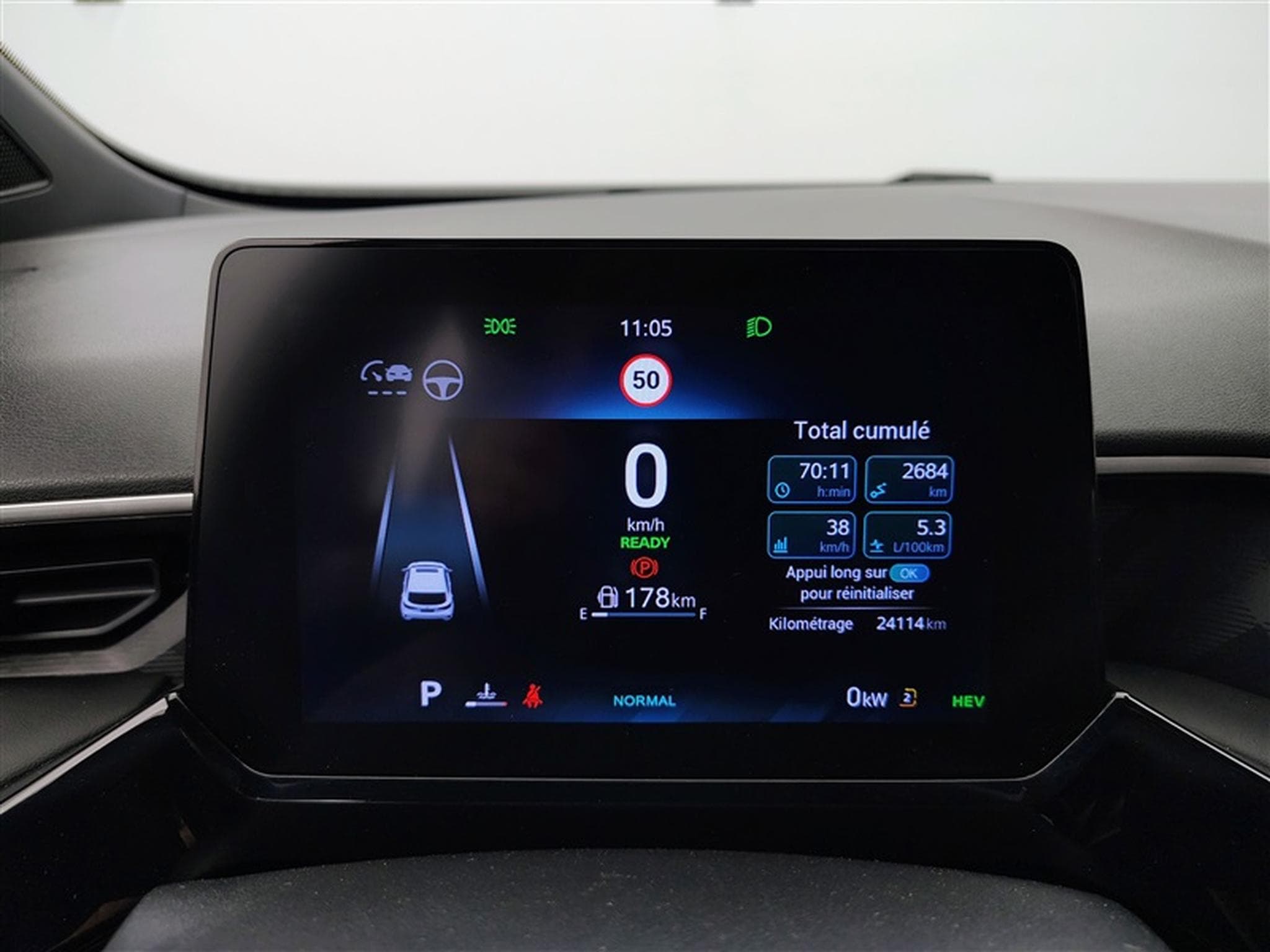 MG MG3 1.5 Hybrid BVA Luxury NAVI / FULL LED / CUIR PARTIEL / CAM (2024) - Photo 10