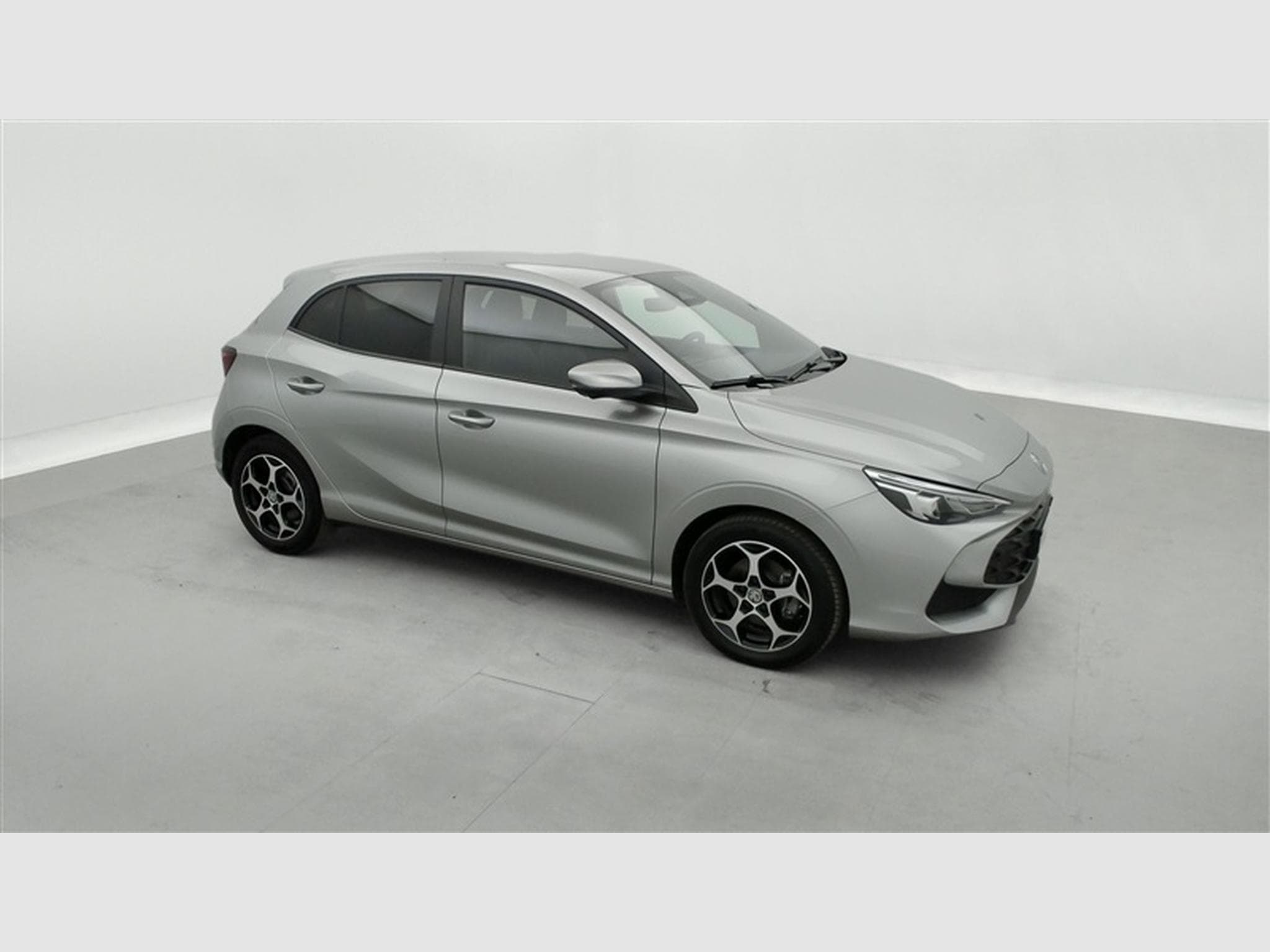 MG MG3 1.5 Hybrid BVA Luxury NAVI / FULL LED / CUIR PARTIEL / CAM (2024) - Photo 23