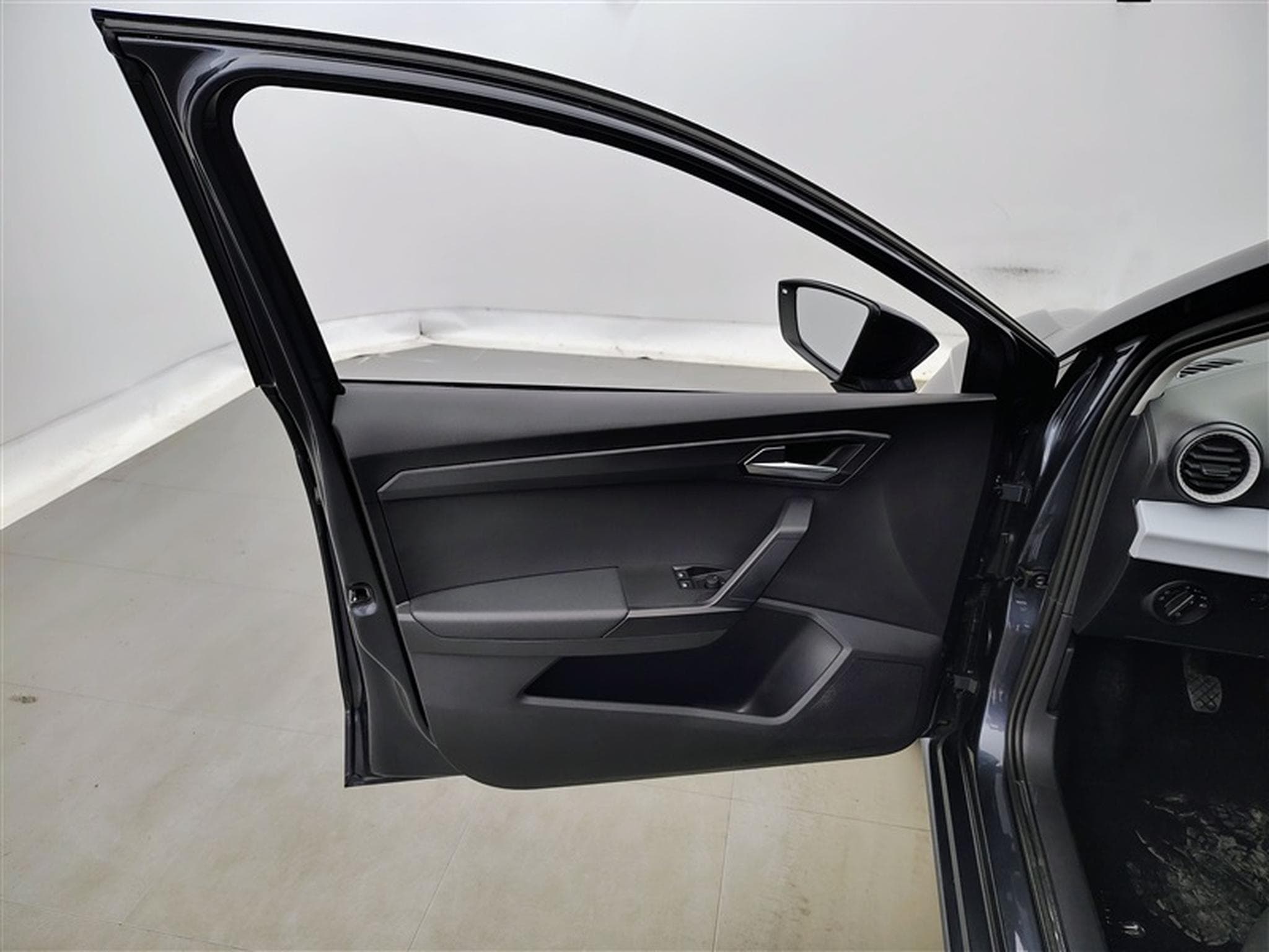 Seat Ibiza 1.0 TSI Move! (2023) - Photo 16