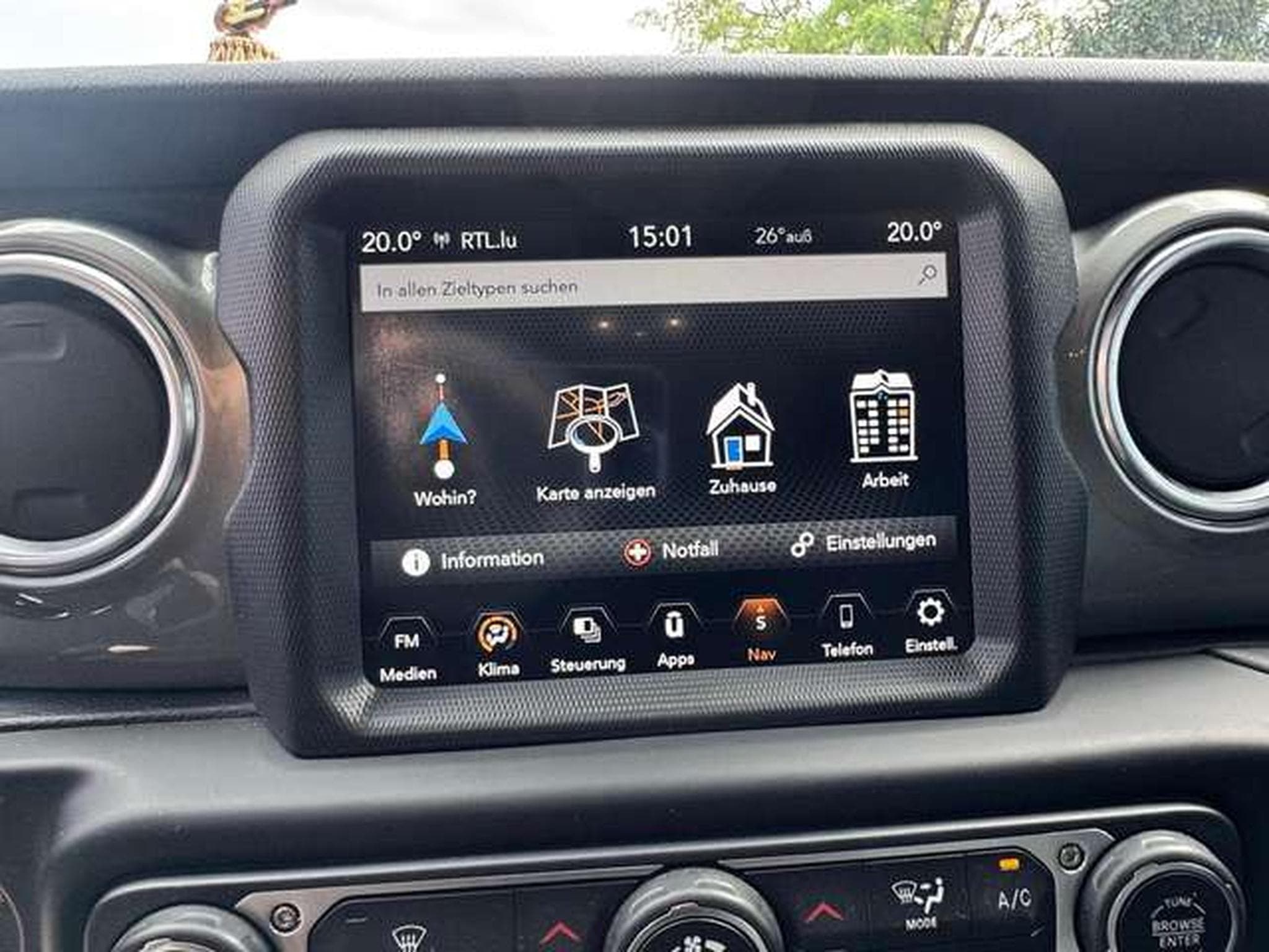 Jeep Wrangler Unlimited 2.0T Hardtop AWD BVA Sahara (2020) - Foto 14