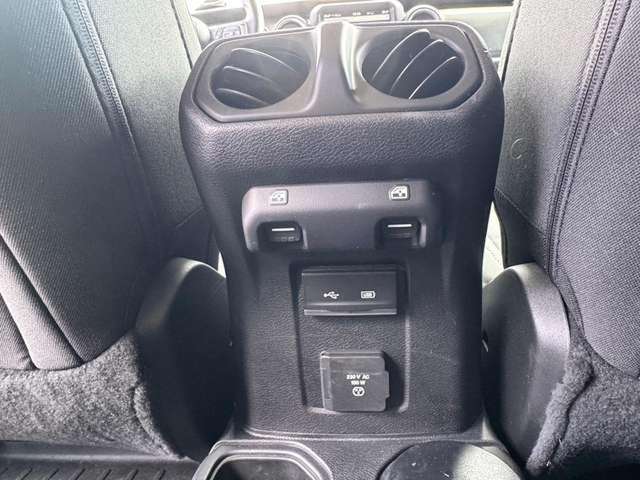 Jeep Wrangler Unlimited 2.0T Hardtop AWD BVA Sahara (2020) - Foto 17