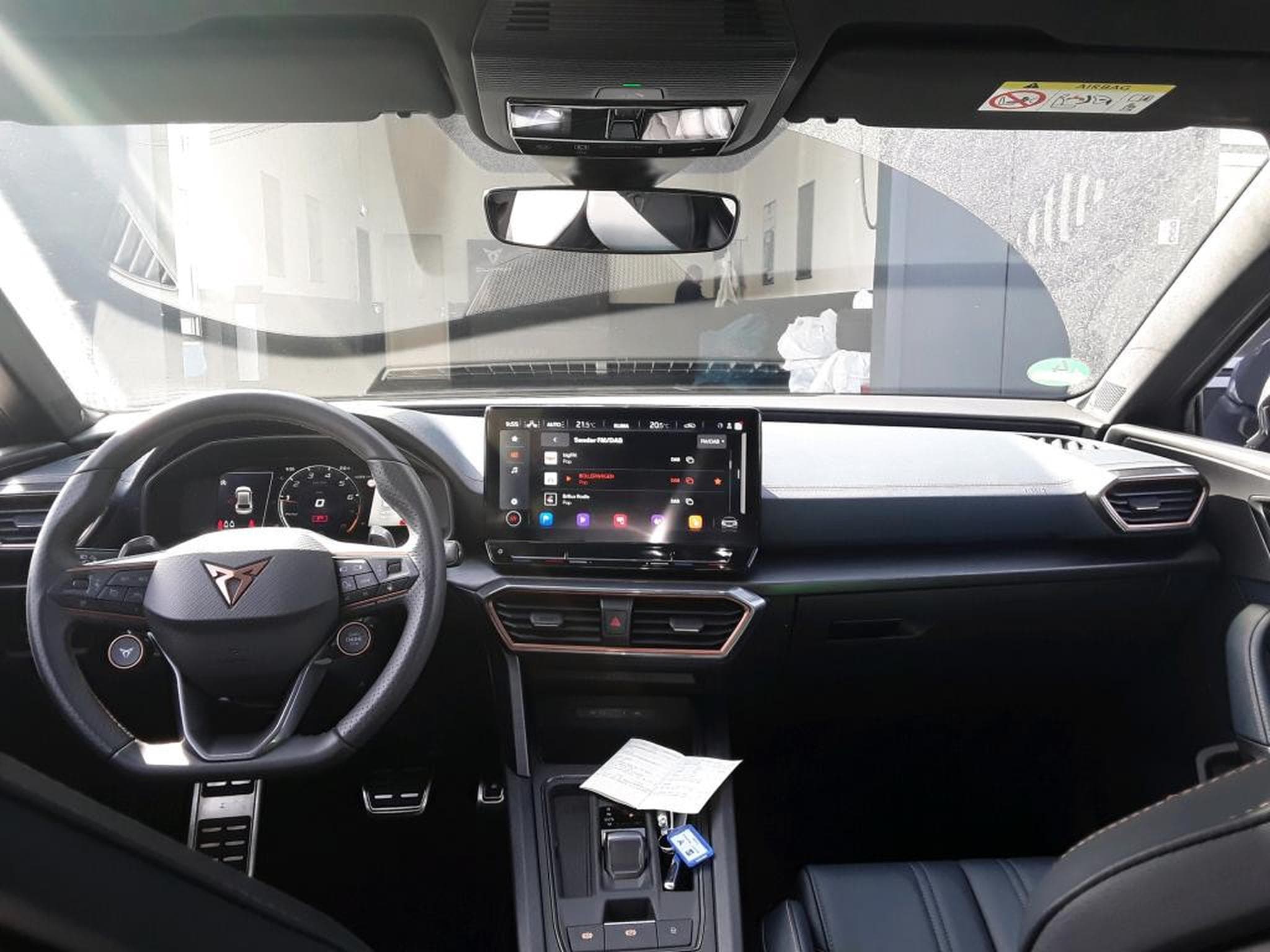 Cupra Leon VZ CUP 2.0 TSI 300CV * PANO * VSS * BEATS * CARBONE * (2024) - Foto 4