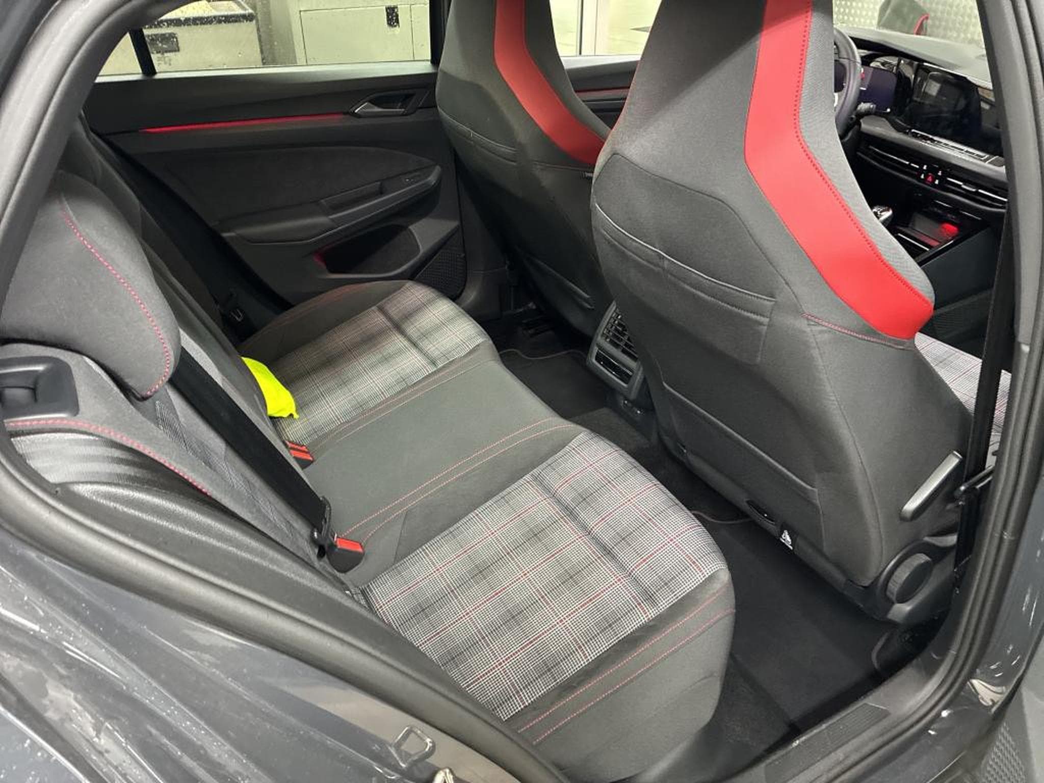 VW Golf GTI 2.0 TSI BVM6 245 CV *BOITE MECA* ESTORIL * CARPLAY* (2024) - Foto 7